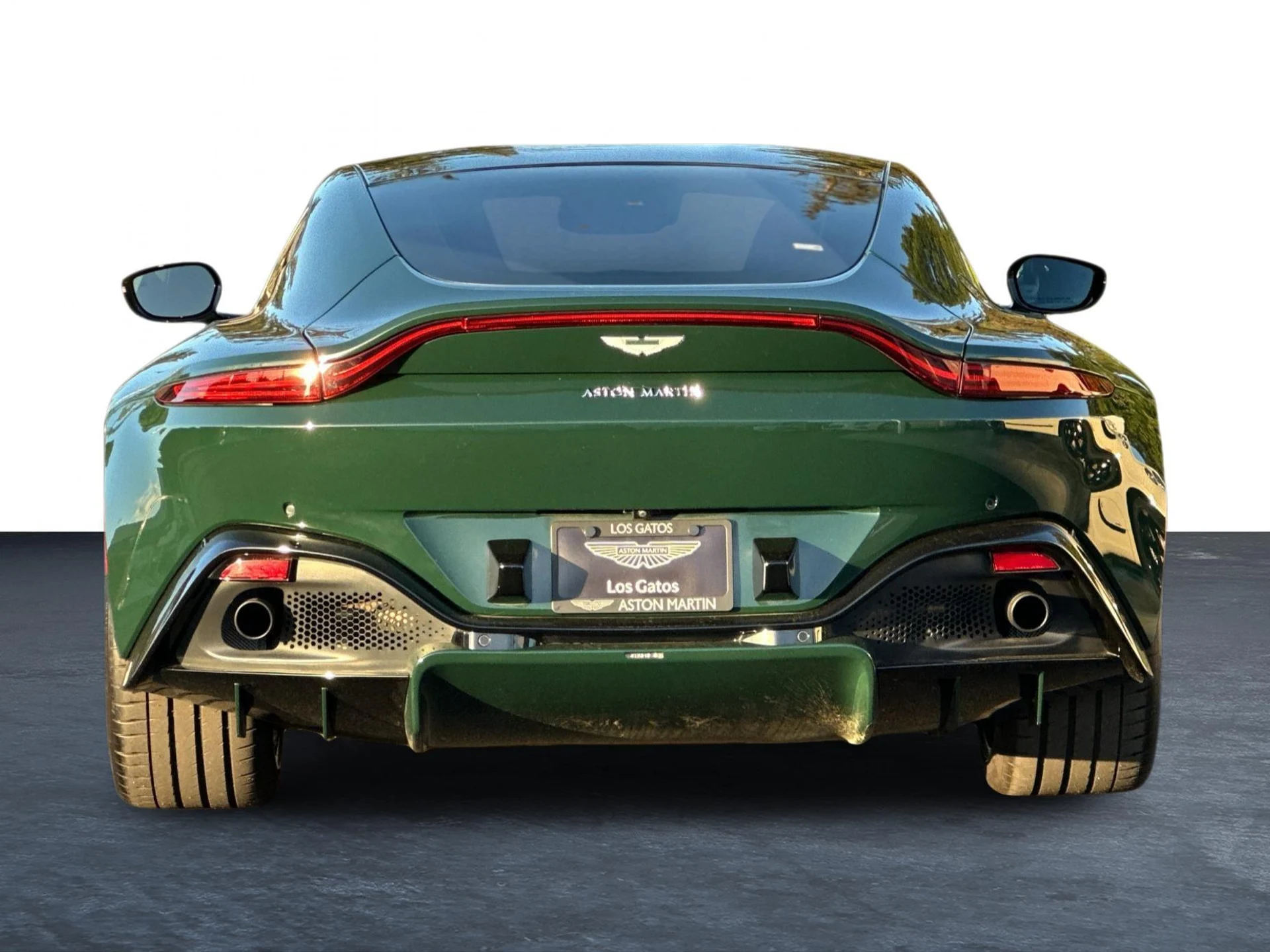 mph020_4164687324_Used_2019_Aston_Martin_Vantage_Timeless_CPO_1762507846_56776fc5a6