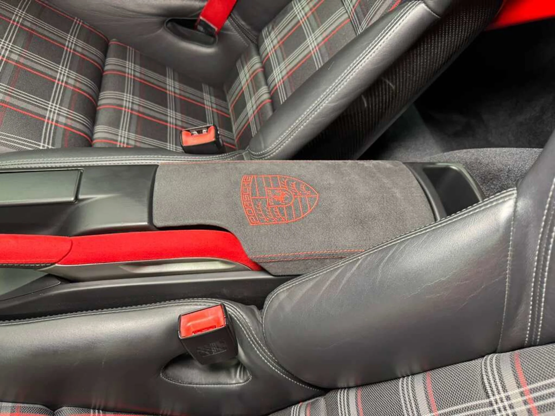 mph020_4166630074_59dc7668c037267fb74147b376656ef9_a1ea80a922