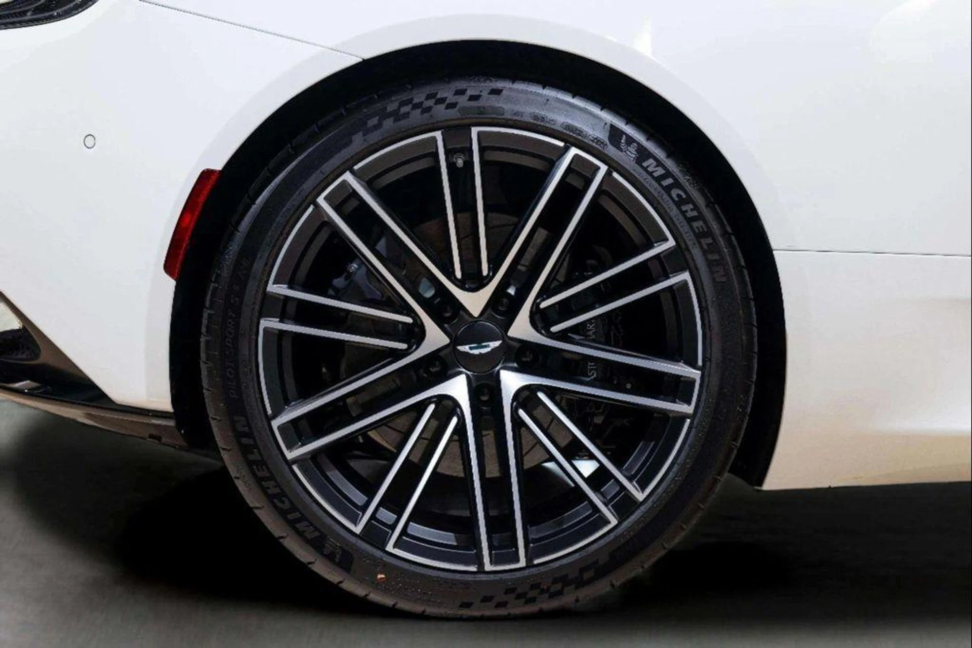 mph020_4177085869_l_MV_Cf_NC_Jb7_AOID_17_N2_Sax_L_Pv_Ga_Y_92bc9edd80