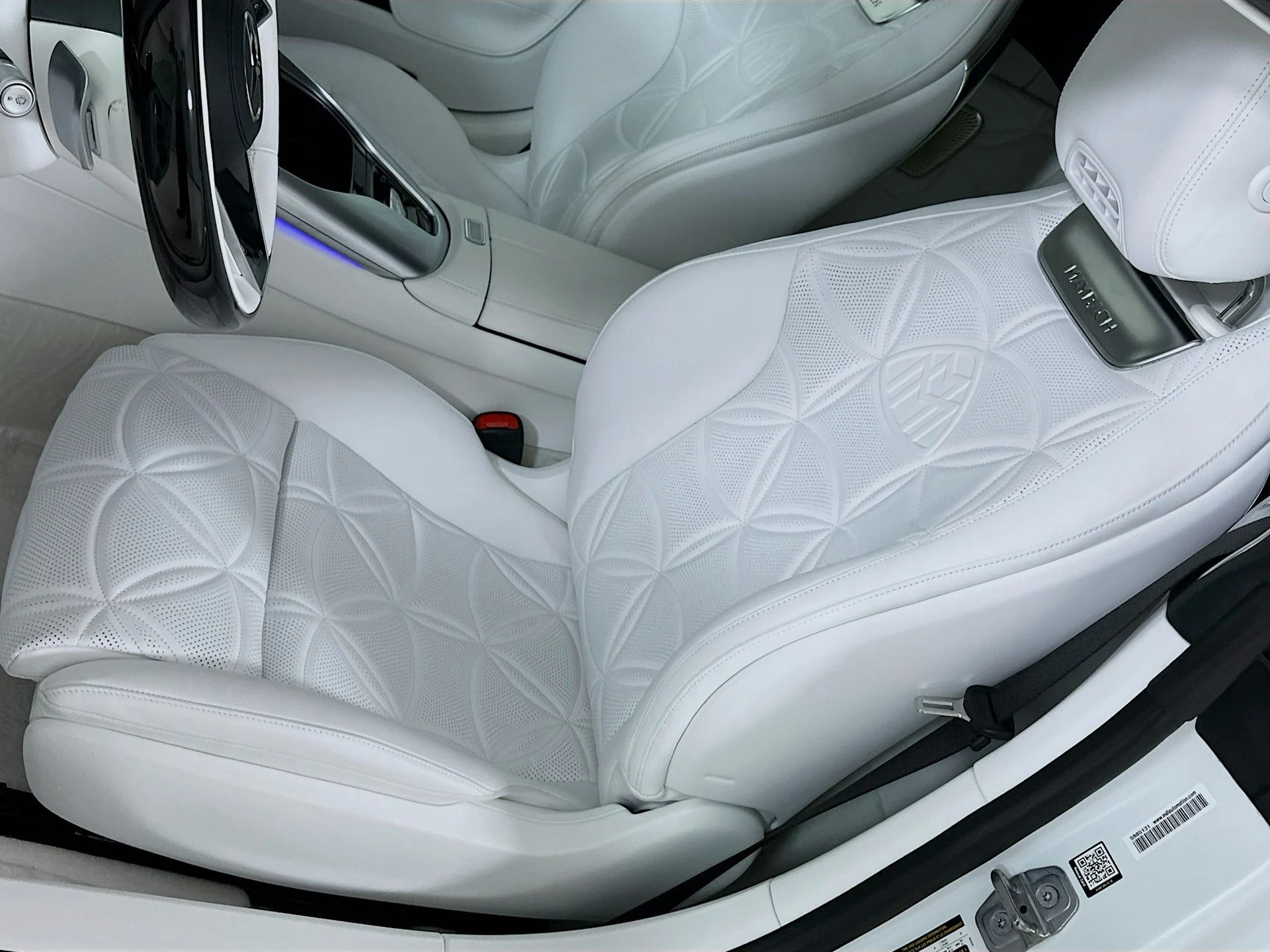 mph020_4180722469_ecb0cba717424f5d3eb899ea2de85e31x_c2813acb58