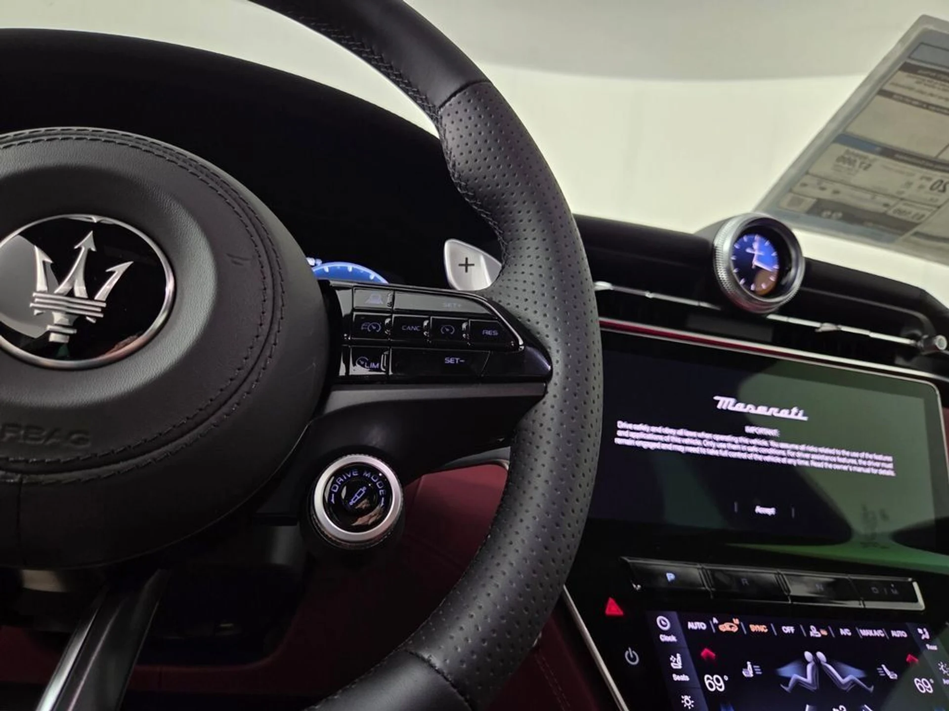 mph020_4188793574_f82b880ed0c83c5d8e57bd84025a2aba_1555fa8fd9