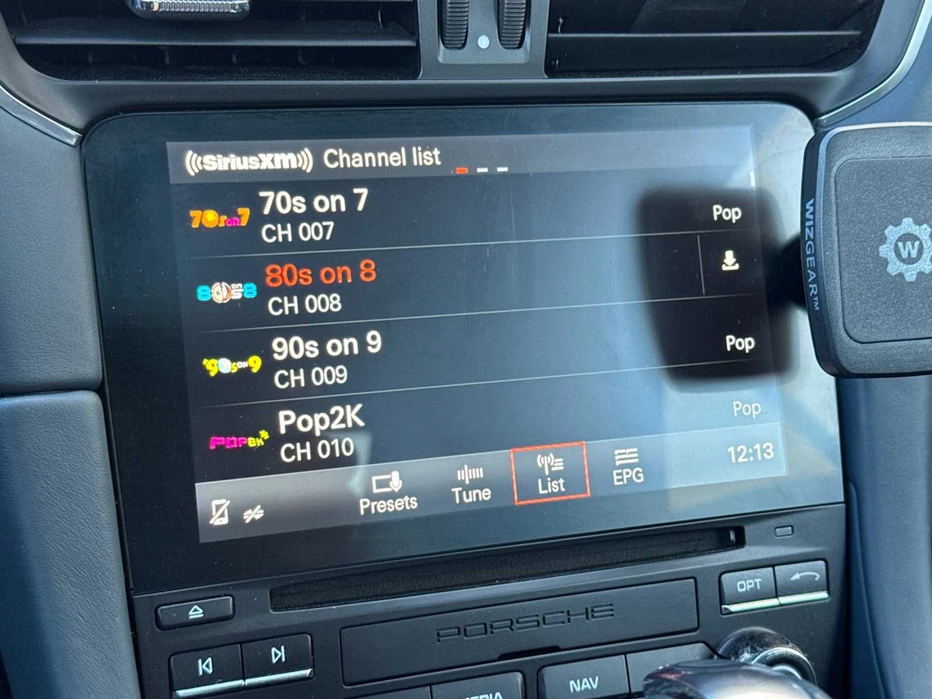 mph020_4196915783_5491166a62a4005e05d087bb55a2f95ax_184eefecd9