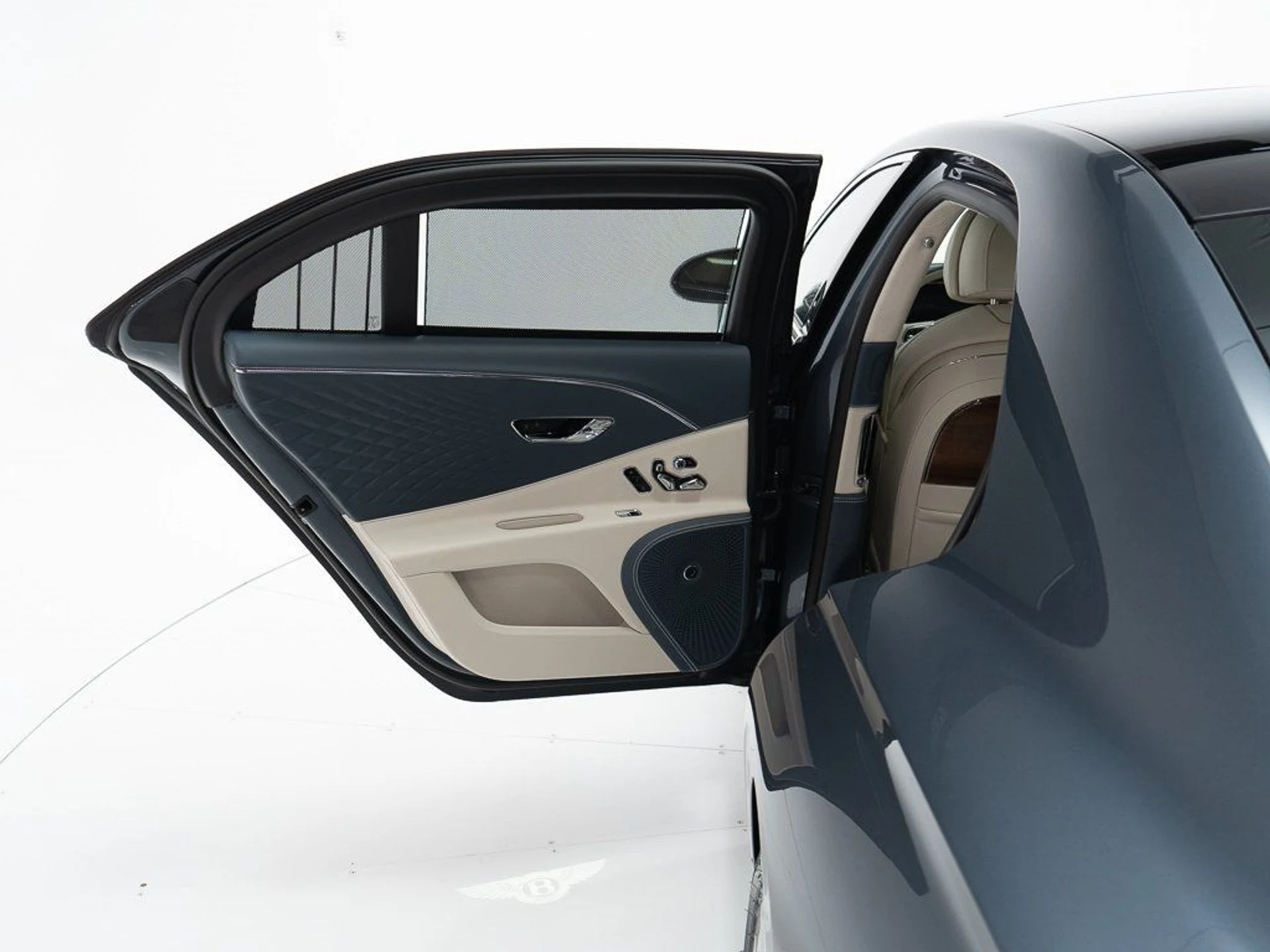 mph020_4198029877_519179ecfc557e1428f0b6e4307b329d_d0c1615498