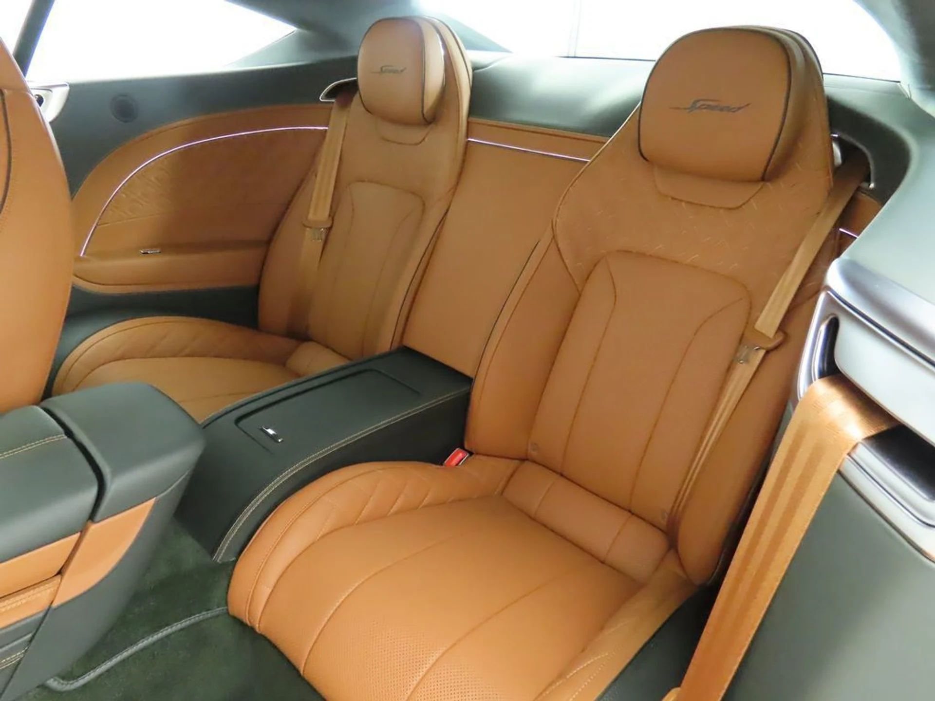 mph020_4209186633_used_2024_bentley_continental_gtspeedcoupe_8119_22512898_21_1024_5b242b7537