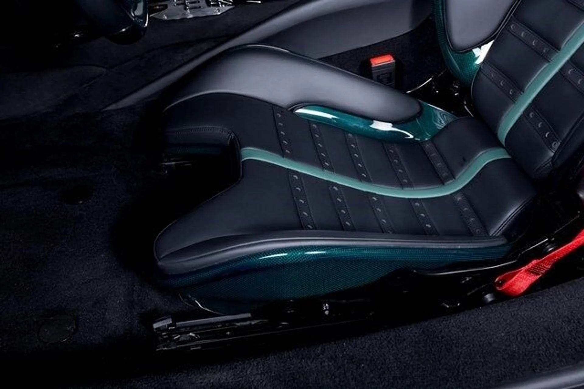 mph020_421003632_29cc50b84c79537fa0af1dcecc369880x_9836716176