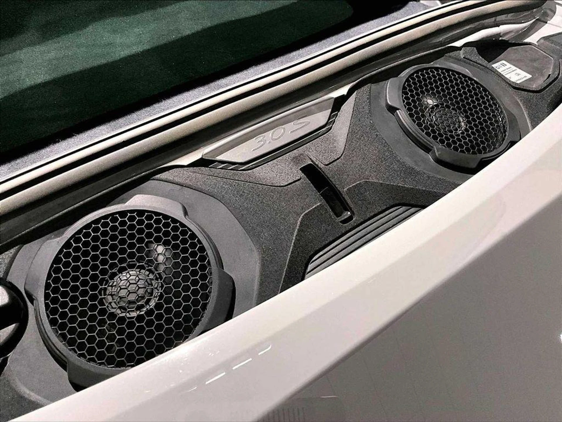 mph020_4215808017_4v_Z_Wt_Jz_BQ_3bi_E4r_L_Usa_H_Op_vj_J4_9c15891a88