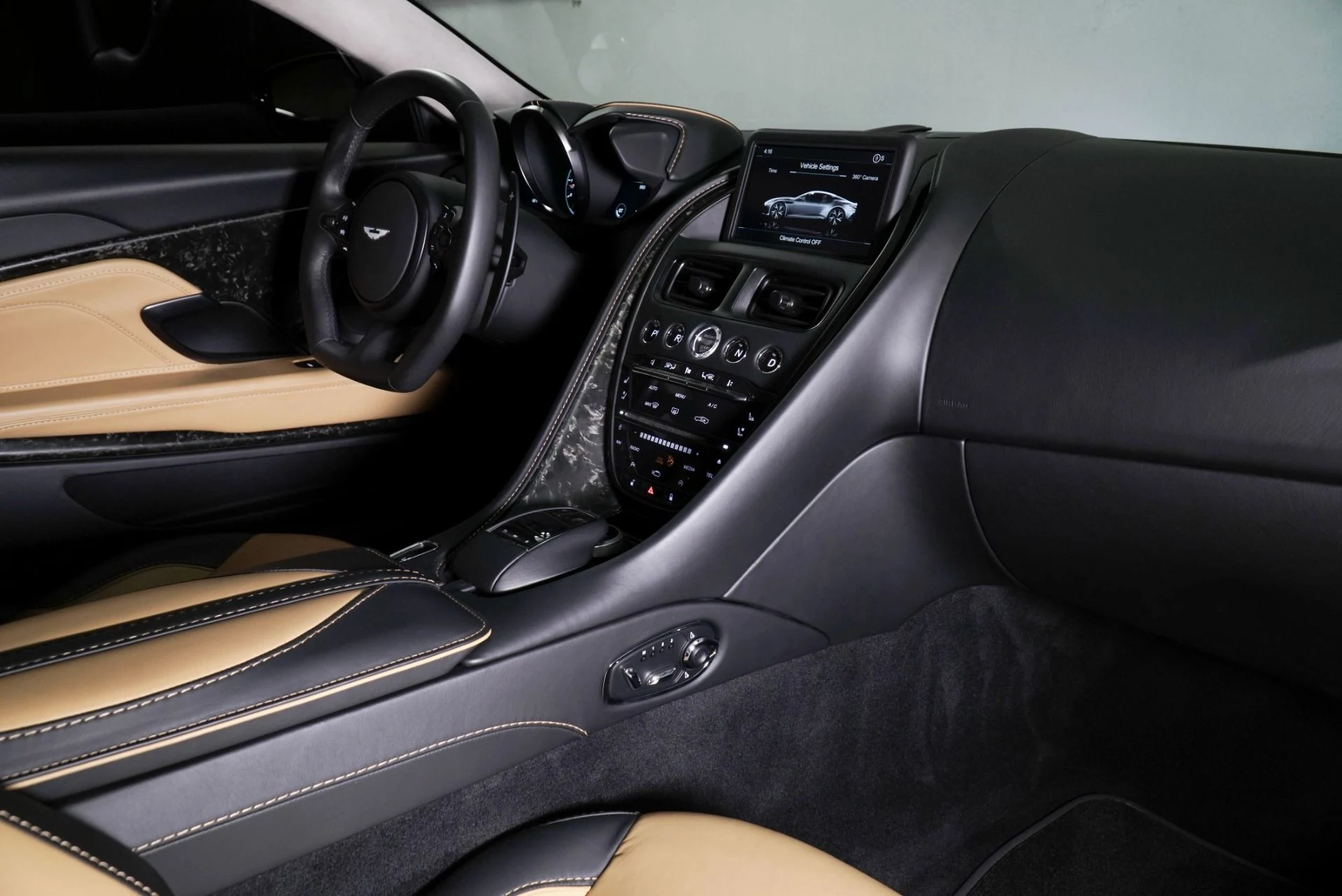 mph020_4217908729_Used_2020_Aston_Martin_DBS_Superleggera_1767029161_dc61771485