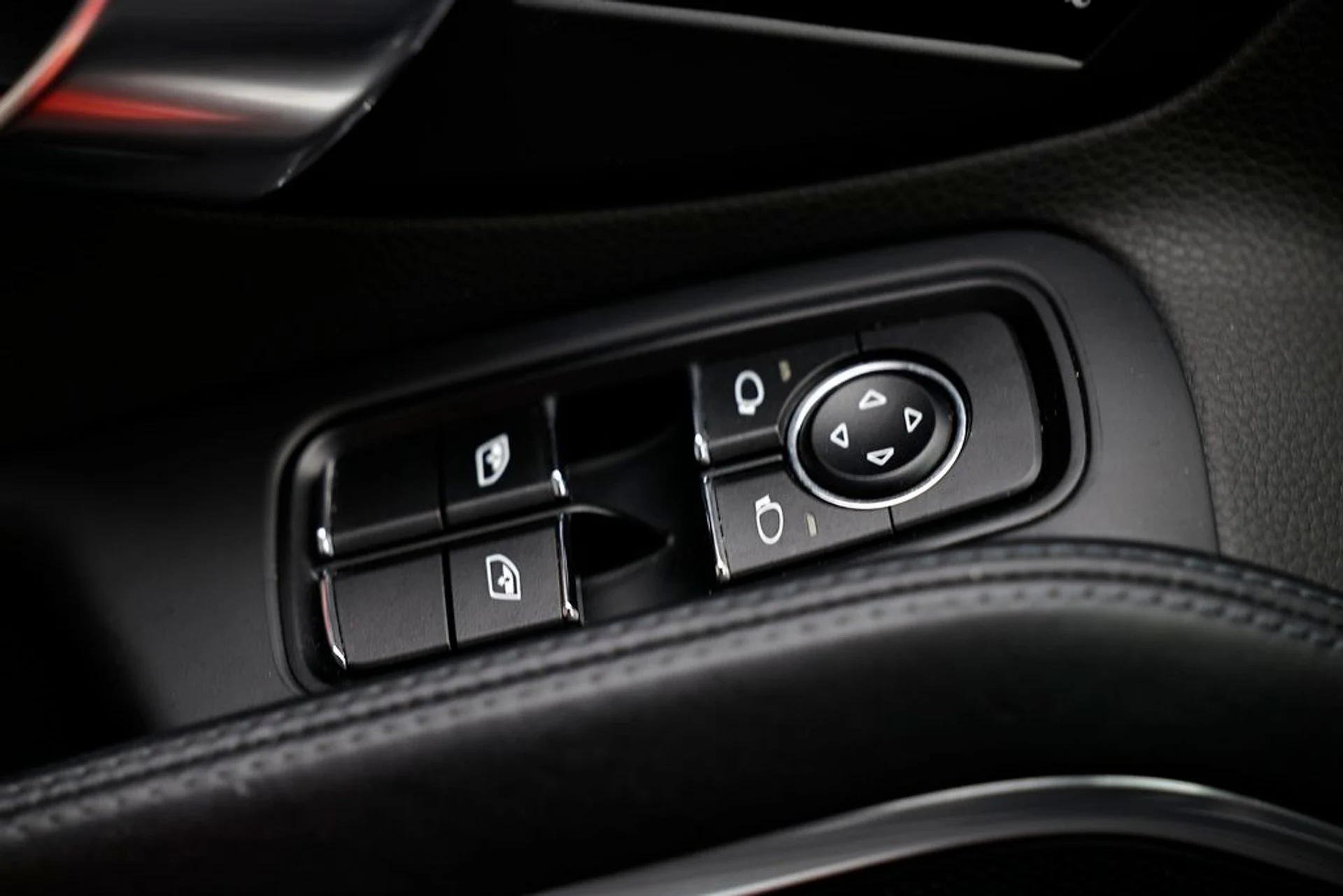 mph020_4217962336_f16b9bb667201c6cfc9549920307ce20_3582b247ef