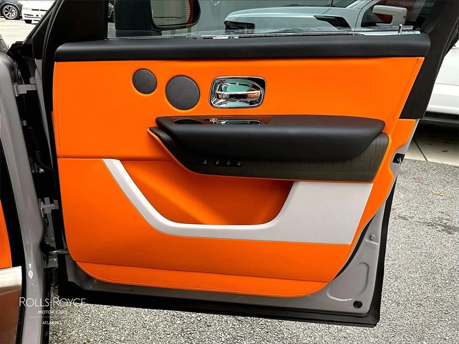 mph020_4219893282_TB_8eq7da_JO_3_V_Kl8_Y_osj_O_Ll_Ye8_Y_0658845353