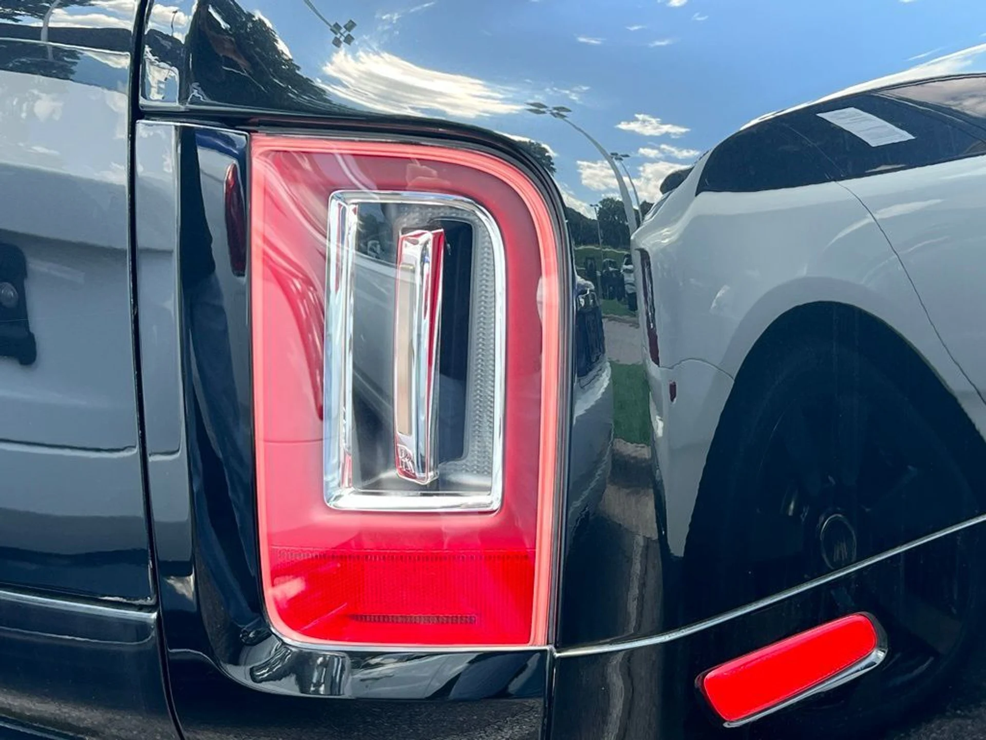 mph020_4231431495_52ca124bae5a15873405a9e3f4006980x_8e0a5539e2