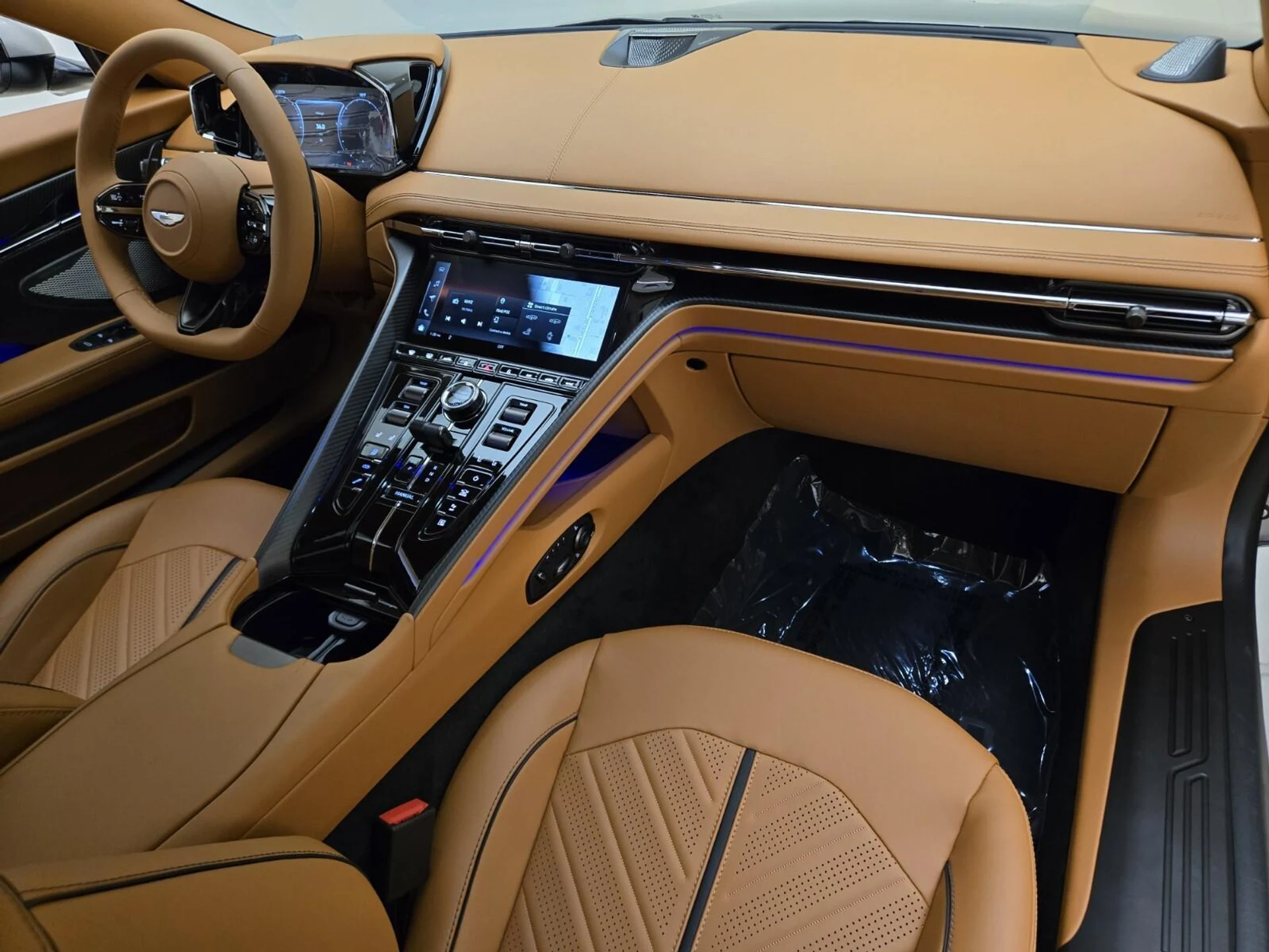 mph020_4232600455_New_2026_Aston_Martin_DB_12_1787289720_5f2a8da2b6