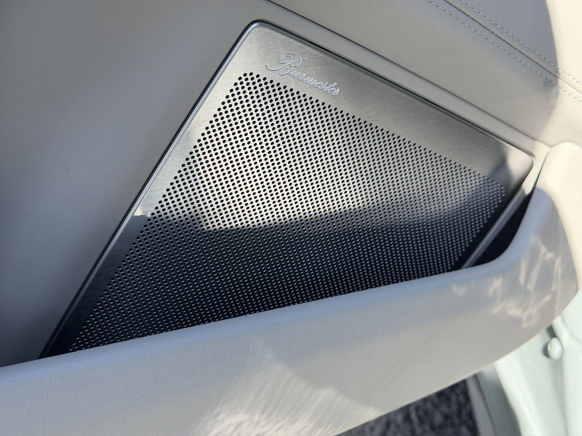 mph020_4232655895_31fa46326b55181c3bbbe187ff2464fcx_4fda00530c