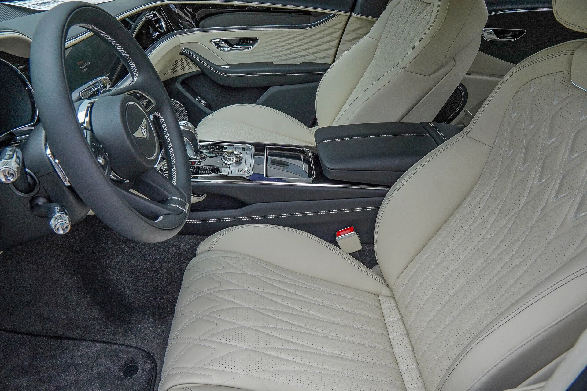 mph020_4239696275_Hi_Tech_Luxury_Imports_LLC_SCBBP_6_ZG_5_TC_026011_image_20_005a54632a