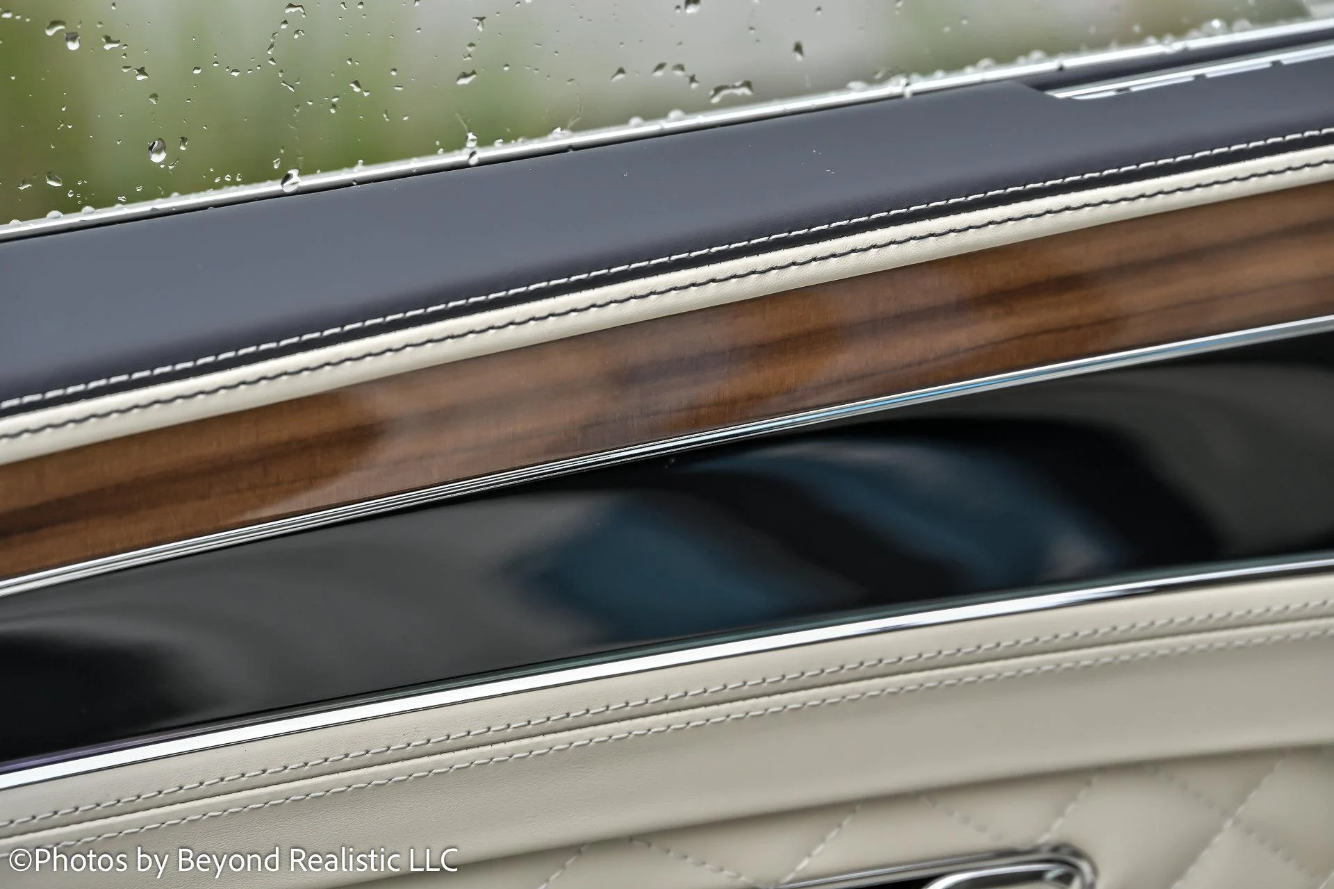 mph020_4250482693_Used_2024_Bentley_Continental_GT_Azure_Convertible_1761724795_4d71226000