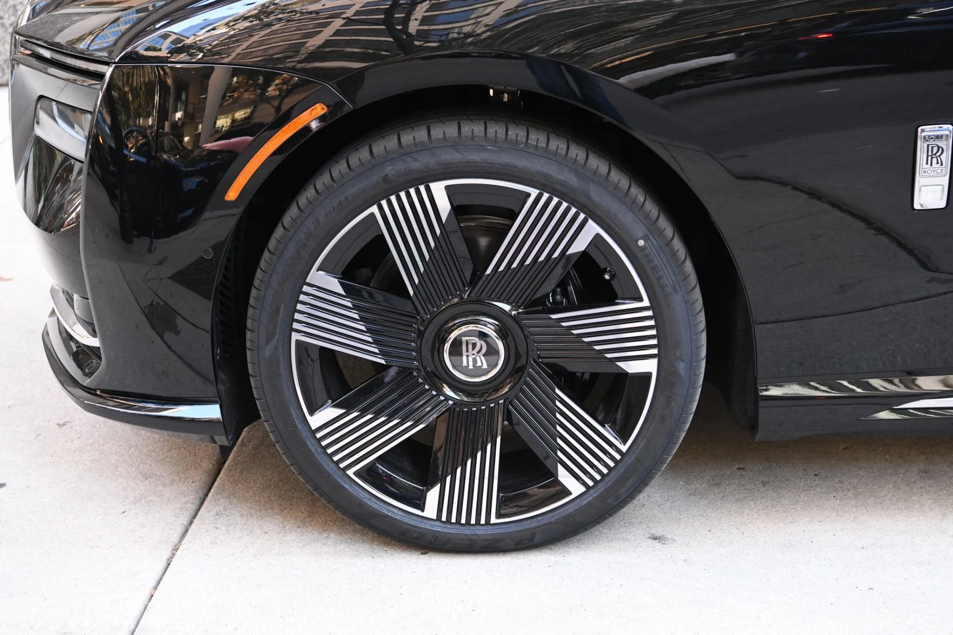 mph020_4254910080_11990_p22_l_50d0bd245c