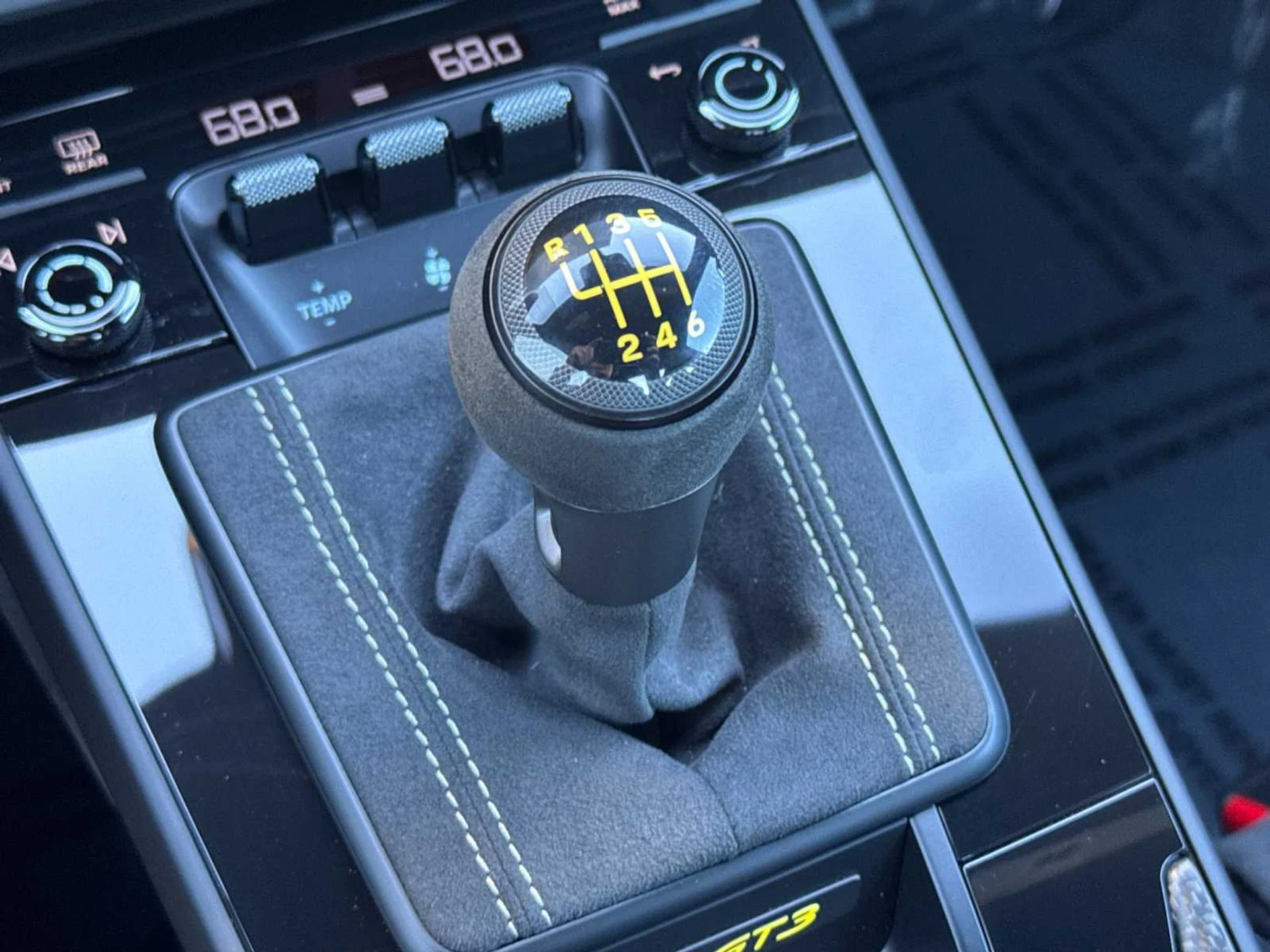 mph020_4256475568_6f44a618422a4415761b948afc8c8412x_5f67c399cf