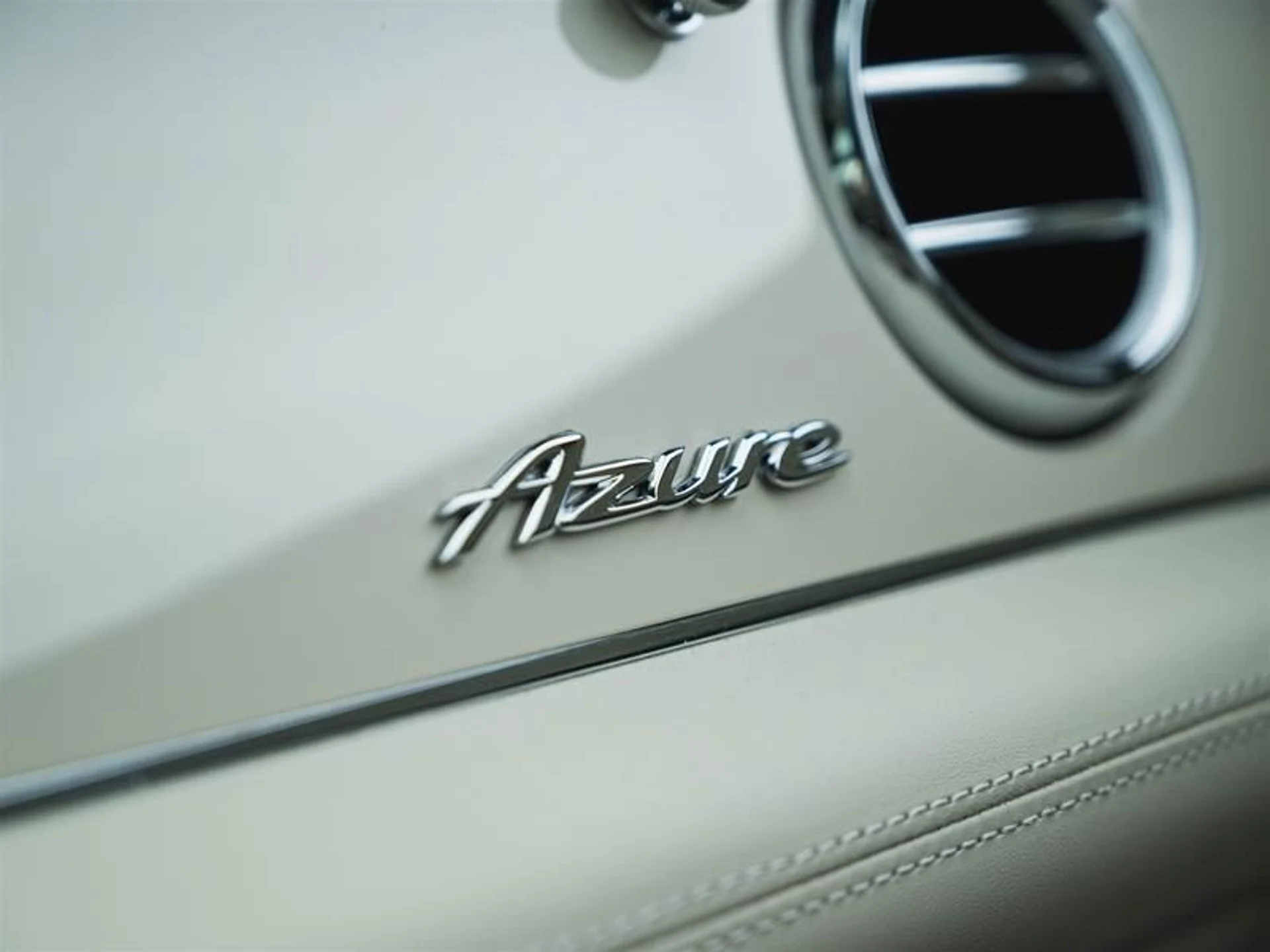 mph020_4261594694_1sokzbqy_e4e6f14e55