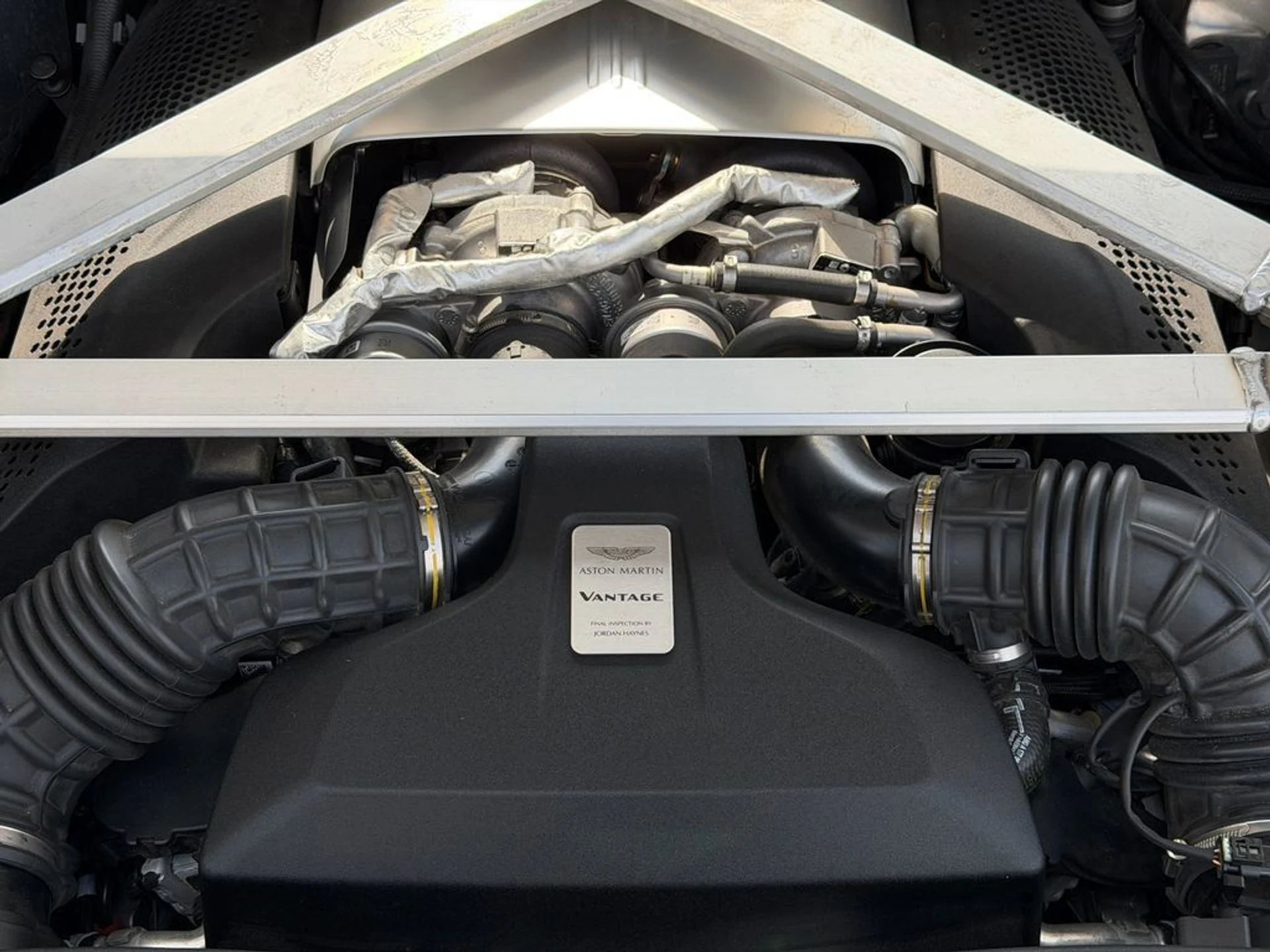 mph020_4261764799_dd88b69bf2b34a31a02f6647f26fa3ef_b2dc7face3