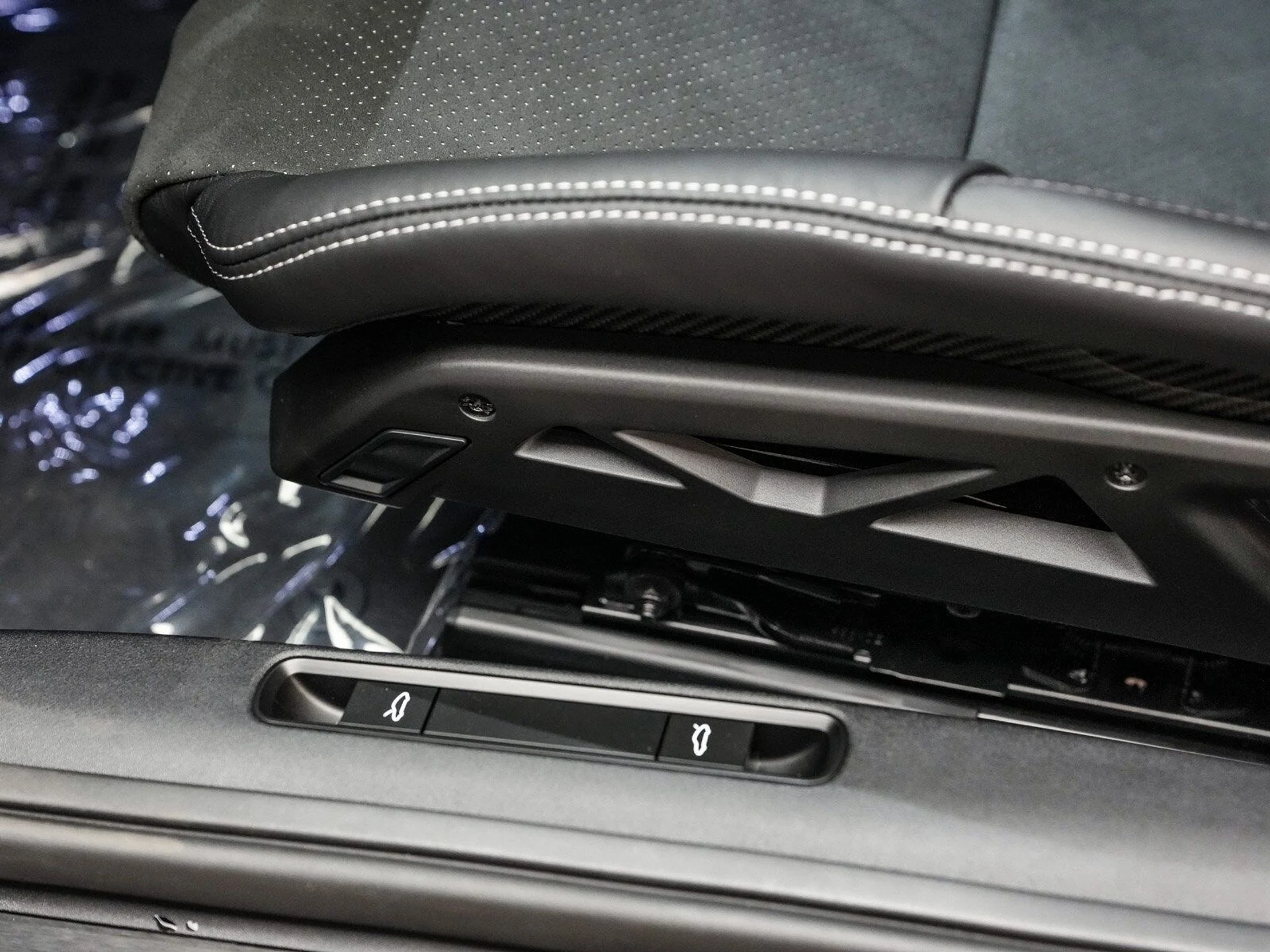 mph020_4266110668_4470299b706c27f5371d8cf5522fb3b1x_f2f49e16ba