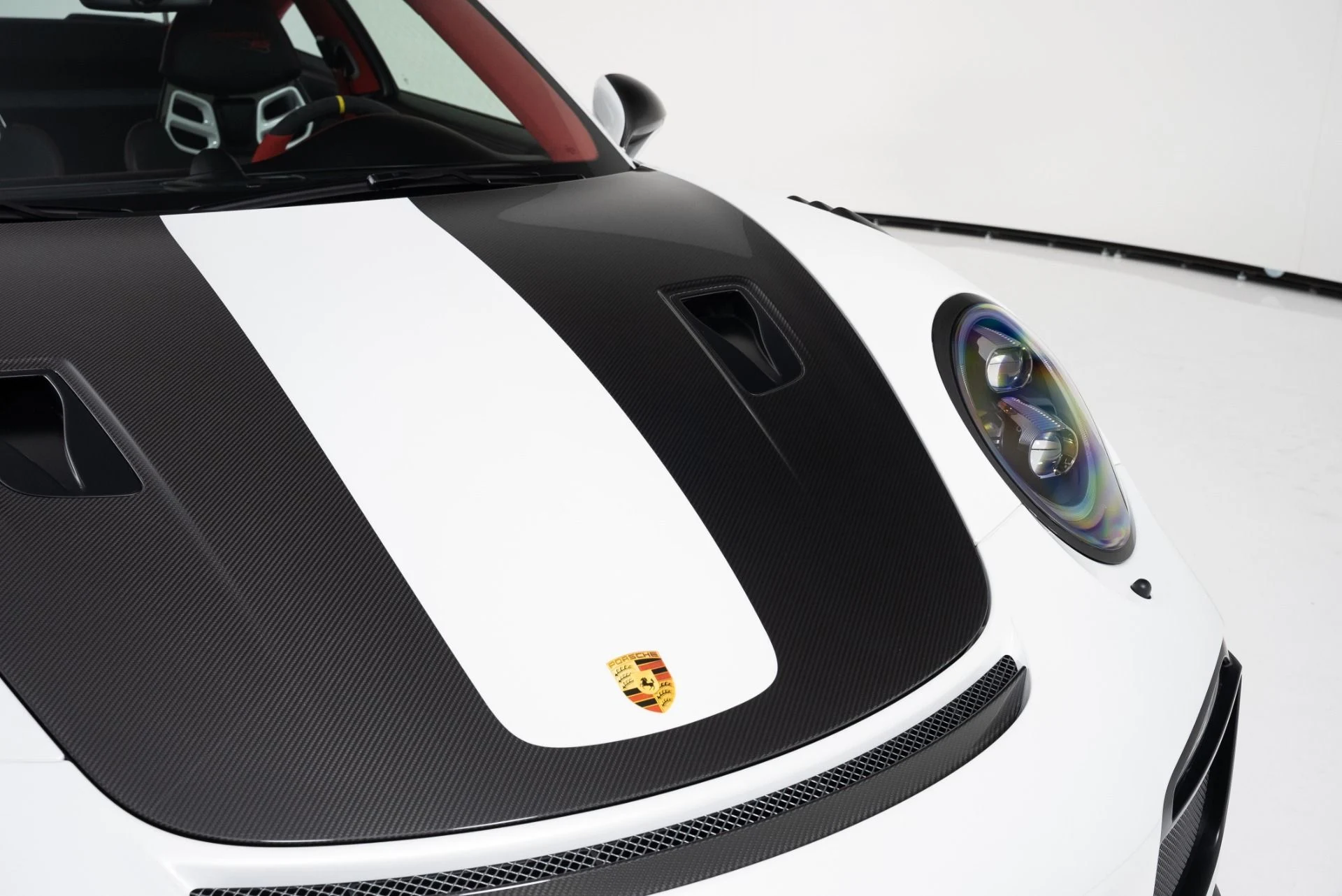 mph020_426677328_Used_2018_Porsche_911_GT_2_RS_1755537999_6e59d6623e