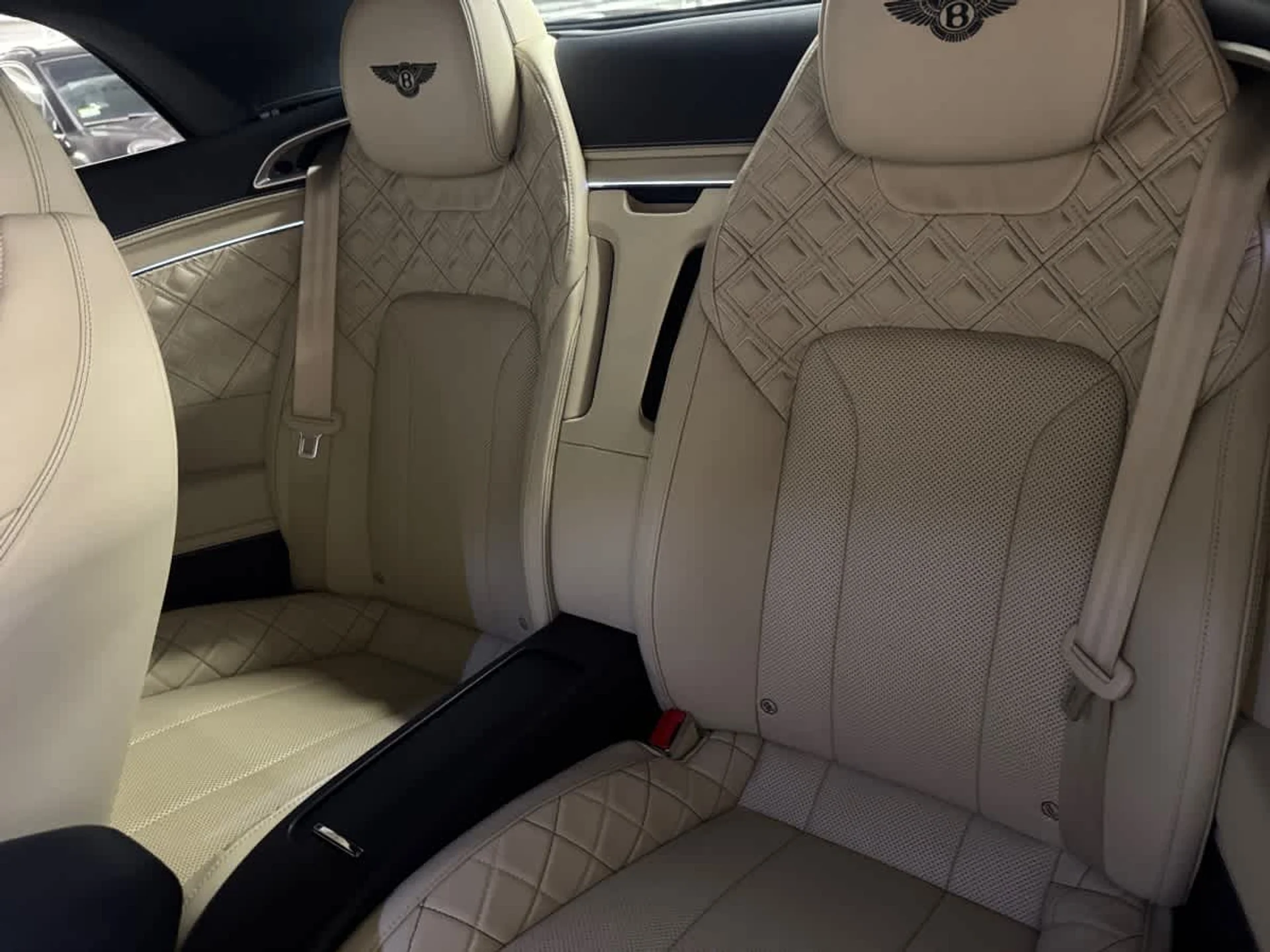 mph020_4268461993_4e2ae1aa04514fccc6848dbecc9ea9f7x_14769301e1