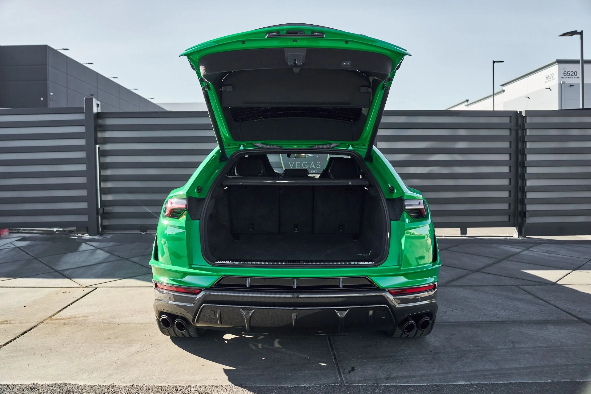 mph020_4271531733_Used_2024_Lamborghini_Urus_Performante_1764124754_31eaf652ce