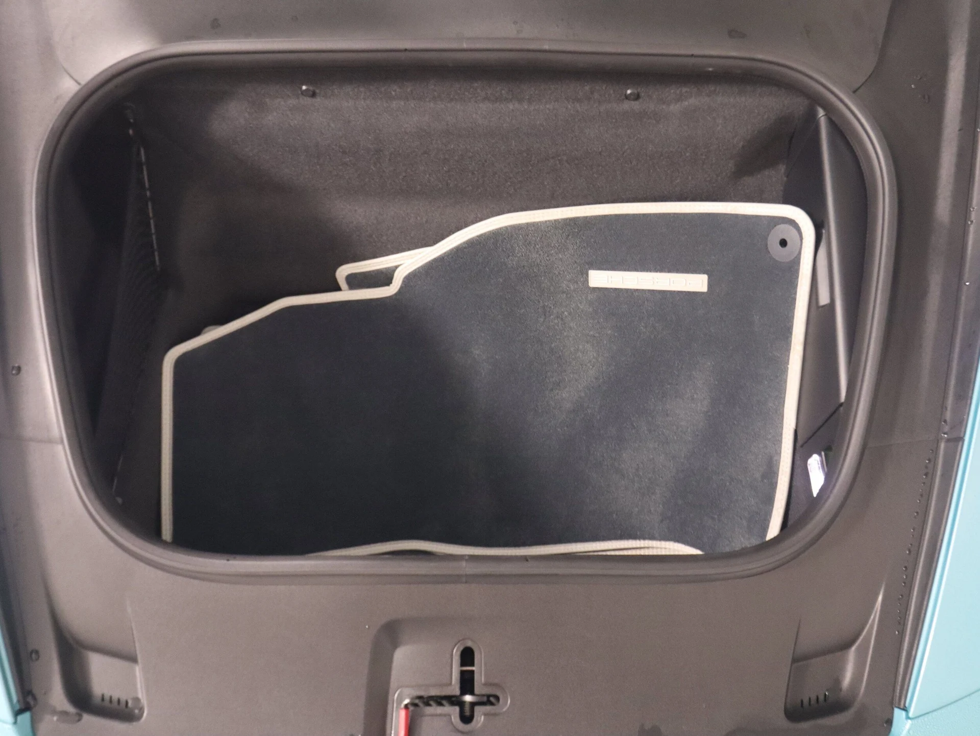 mph020_4273045044_d9177ce234111030285d337f1343a97bx_7676bb0a4d