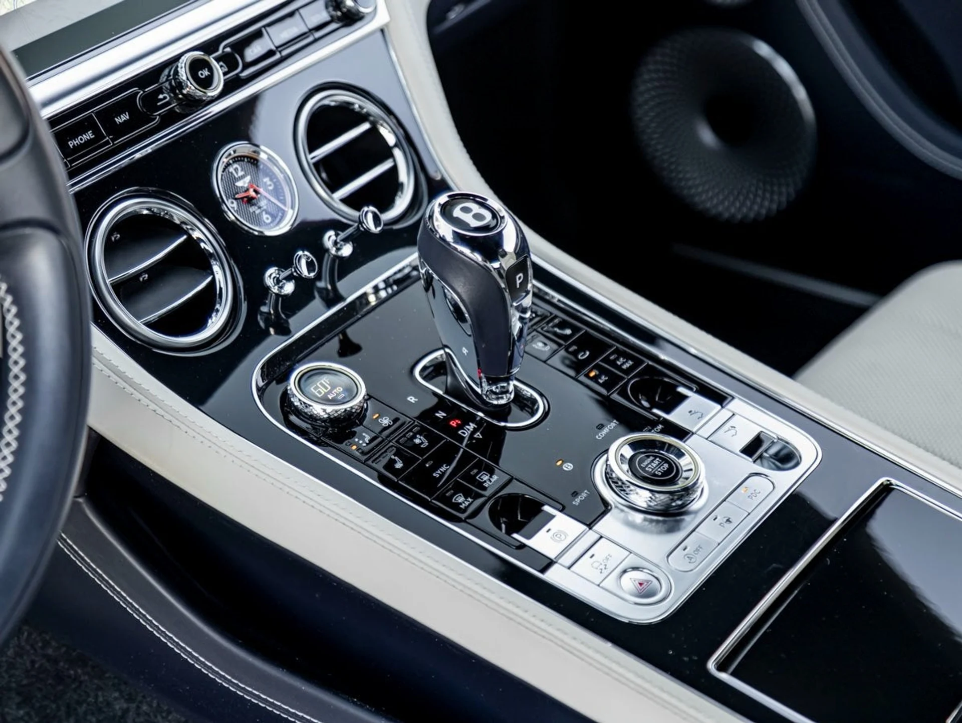 mph020_4275620231_21_81e0531d00