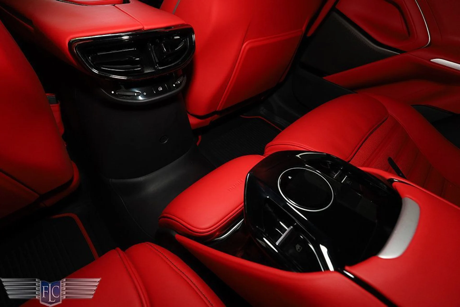 mph020_4278776716_used_2023_ferrari_purosangue_venuum_6305_23024500_21_1024_efbefda1b3