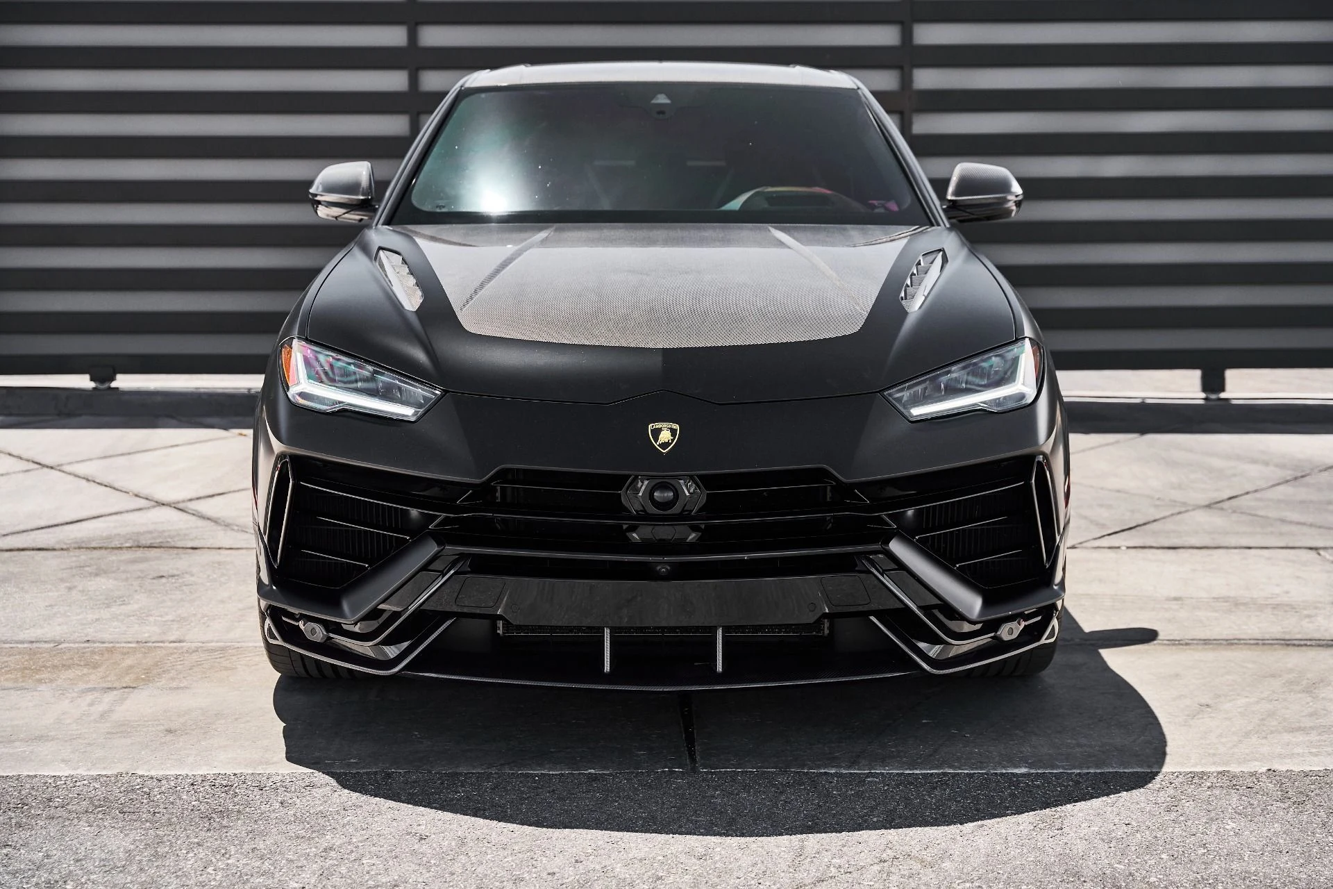 mph020_4289804035_Used_2024_Lamborghini_Urus_Performante_1779865466_3b976b12e7