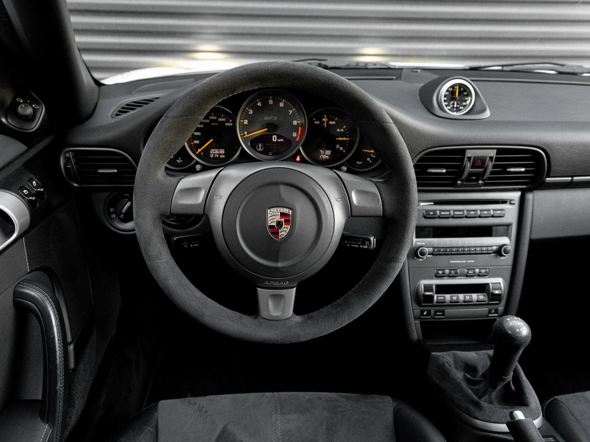 mph020_429001937_21_af25e14b39