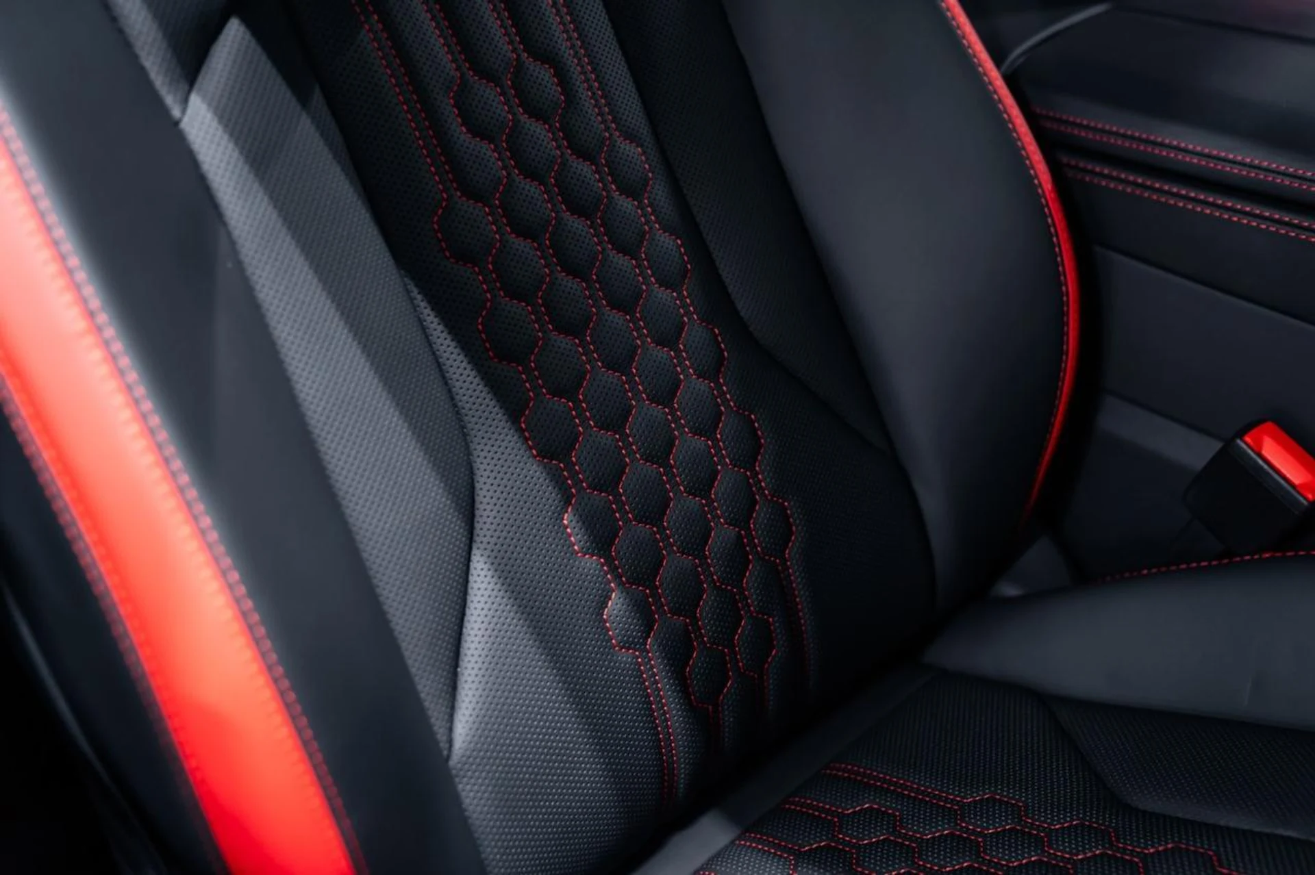 mph020_4291980316_fcafbb26dd4220da57bb59ed3410d61e_1c265e4900