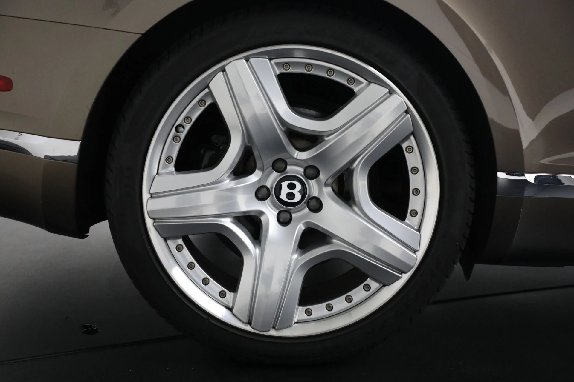 mph020_431459329_Used_2015_Bentley_Continental_GT_1761073605_f444123bed