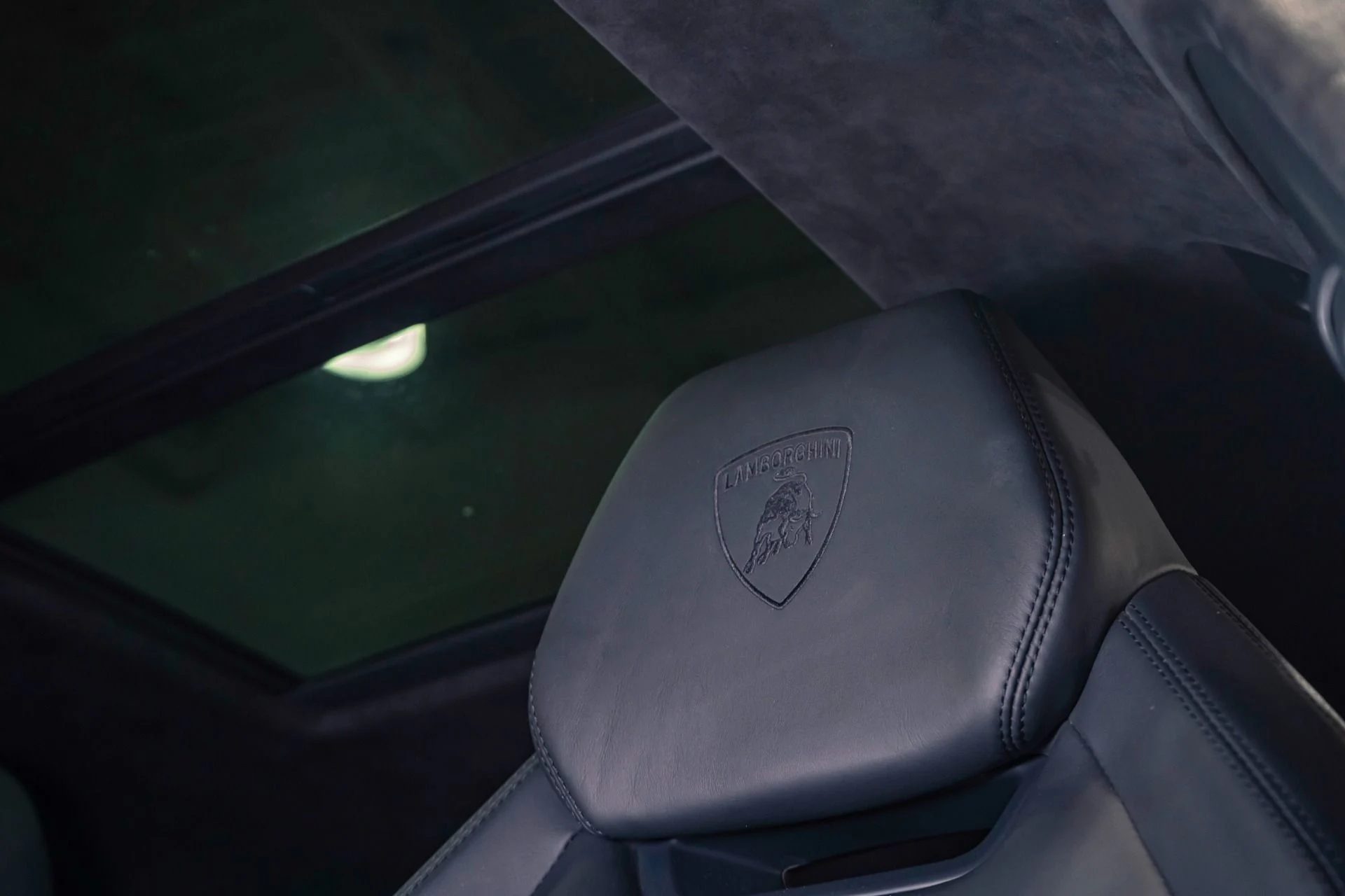 mph020_433276679_Used_2019_Lamborghini_Urus_Full_Stealth_PPF_w_Bang_Olufsen_Advanced_Sound_1775662656_d50b7f04c7