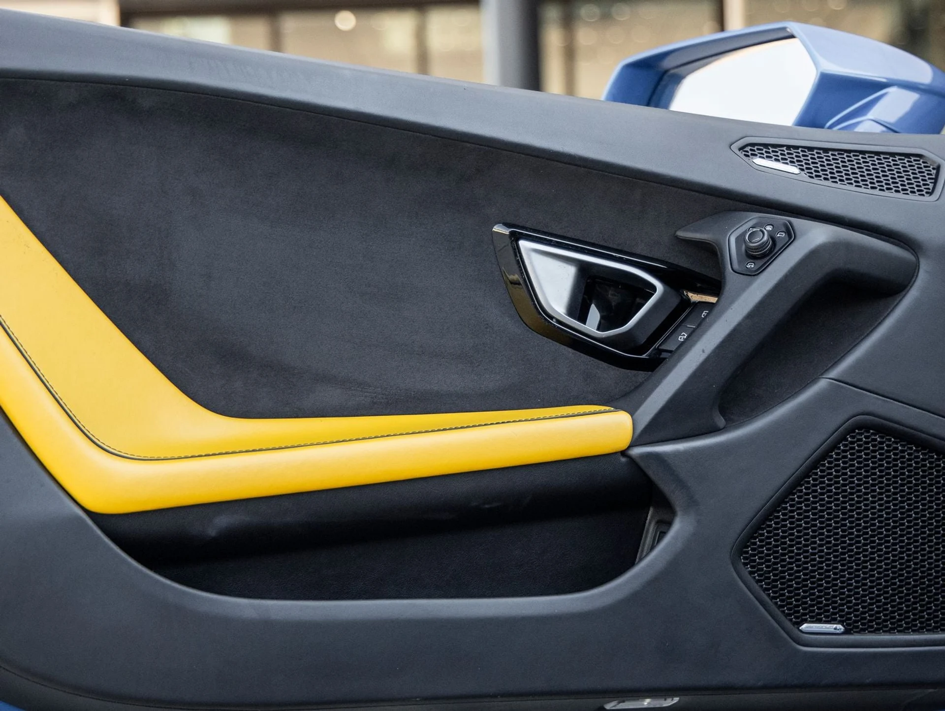 mph020_435082341_21_25c796550a