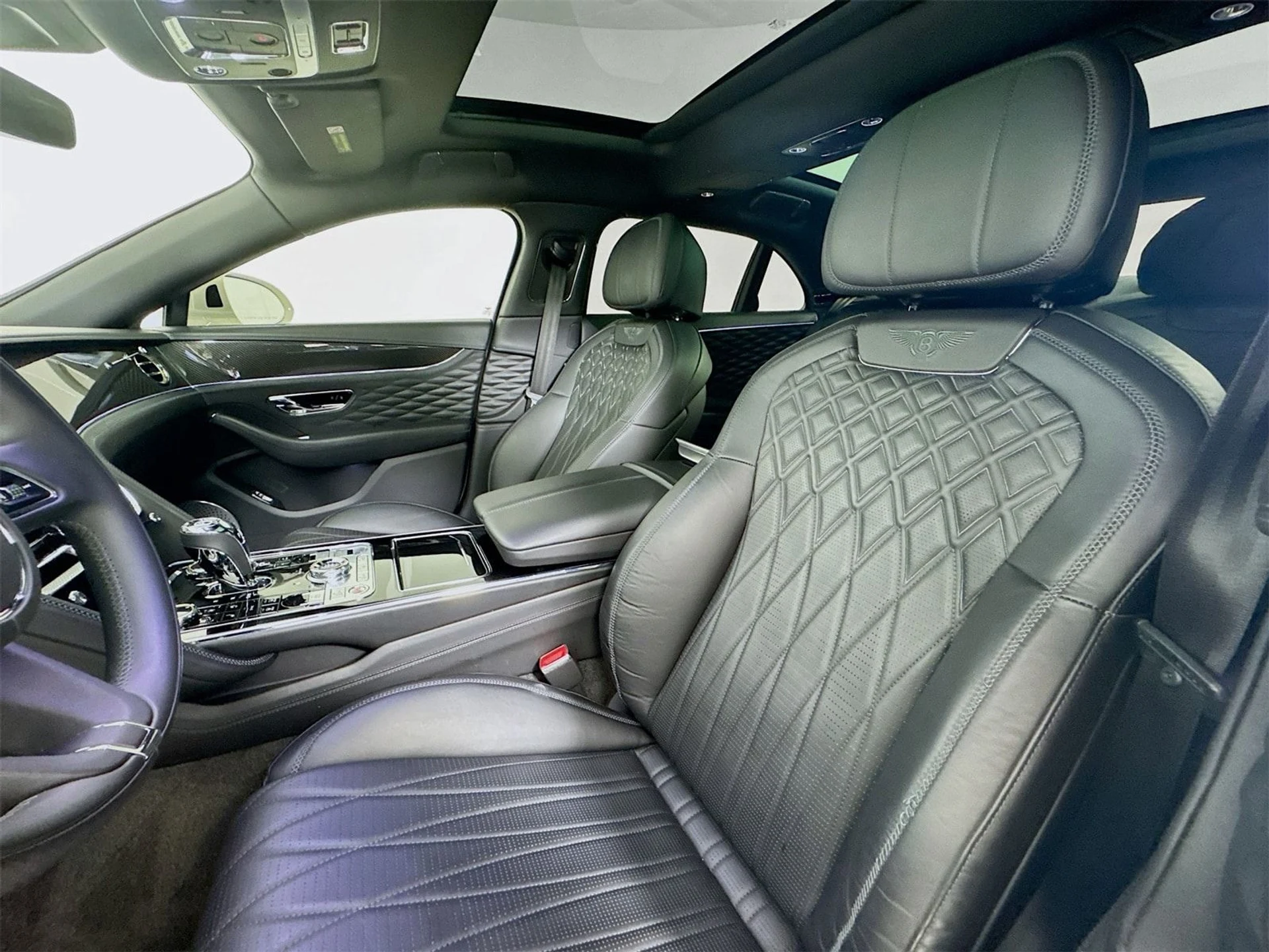 mph020_437261612_411d95247d0d6ade1688d1e7938845ffx_d50b65d7e2