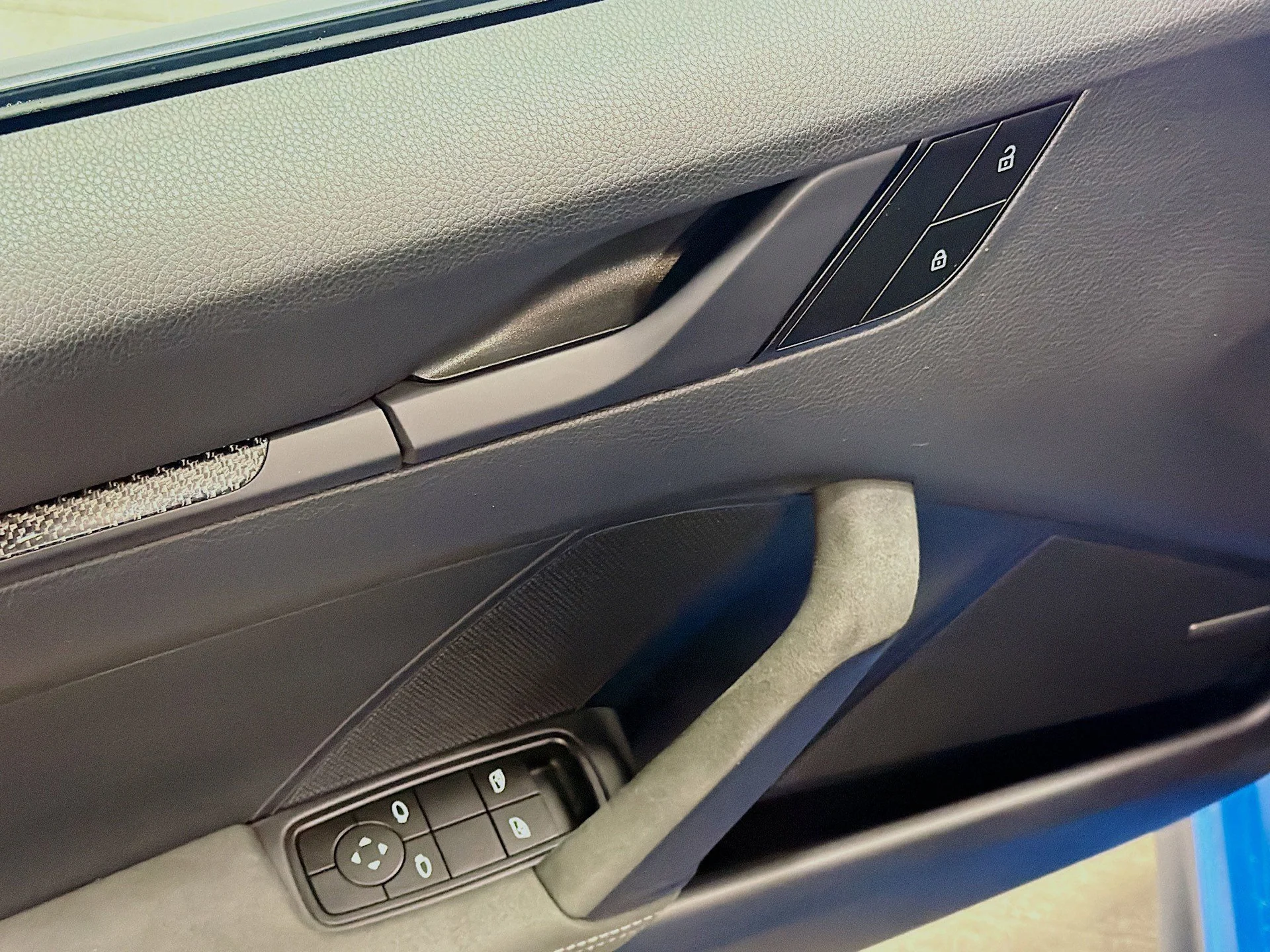 mph020_443202991_392125dc12f3cadfd92ca5652f61bace_afd7f5e46f