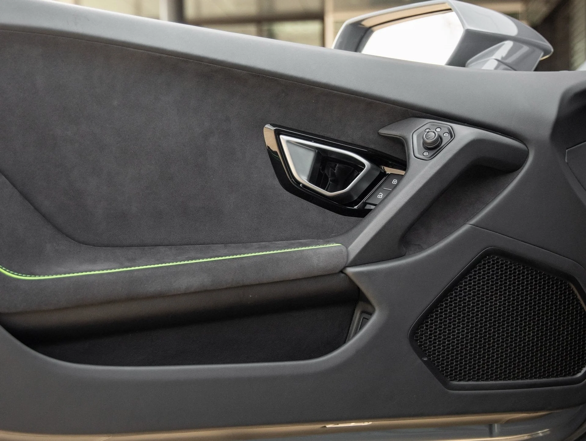 mph020_446954427_21_4051ddc80b