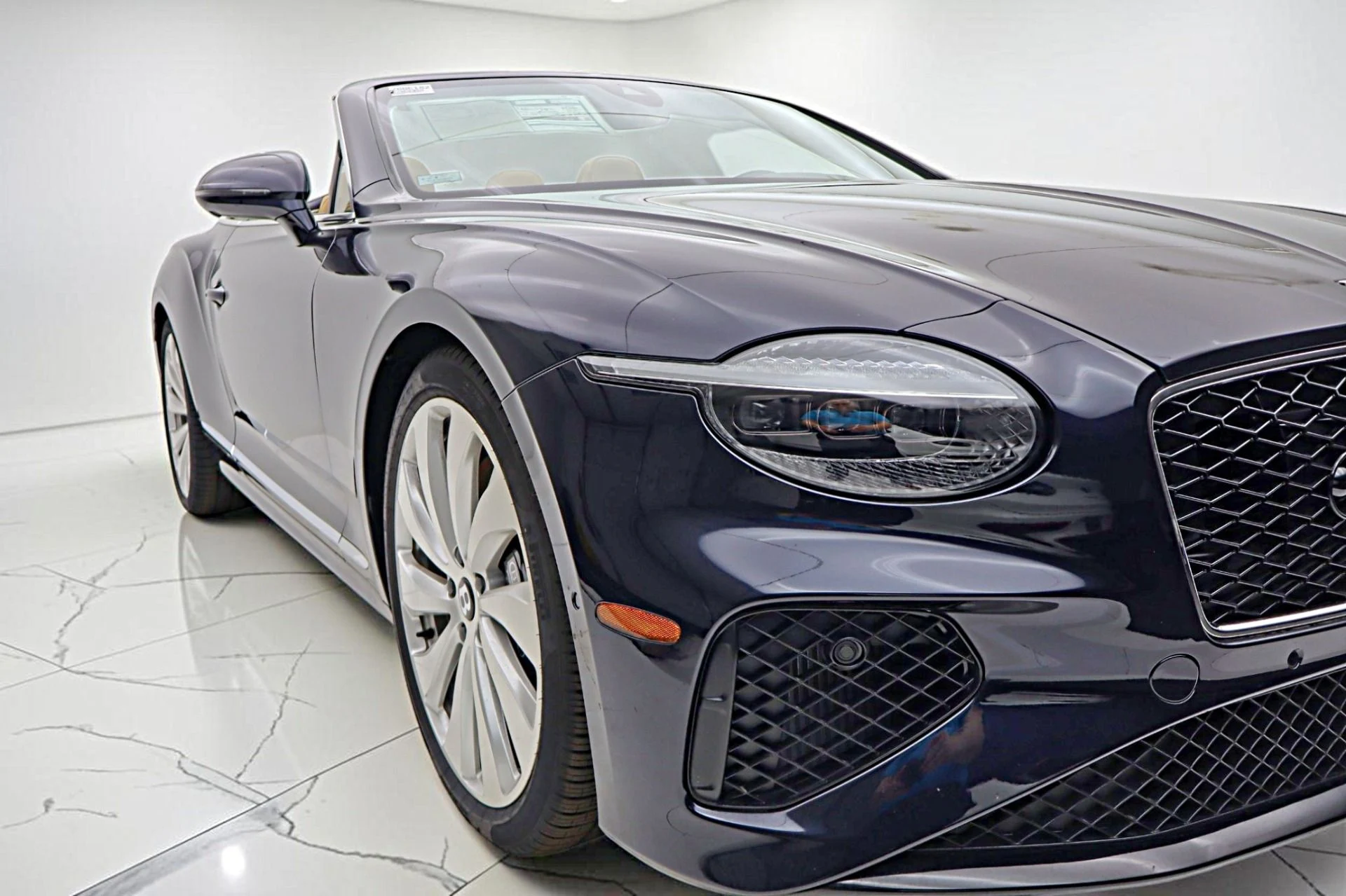 mph020_449289034_New_2026_Bentley_Continental_GTC_b1f75ff10d