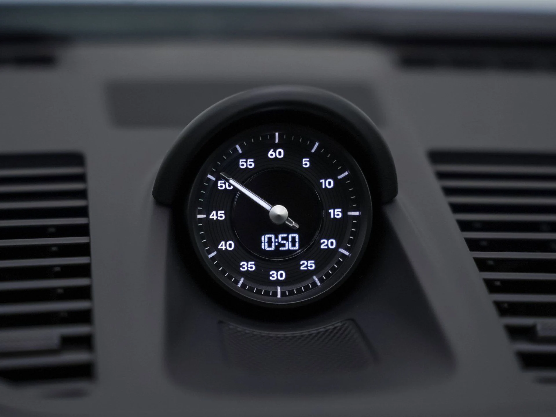 mph020_449561621_c25551e706c13ba2074e37996e3f6644_c8304c7e41