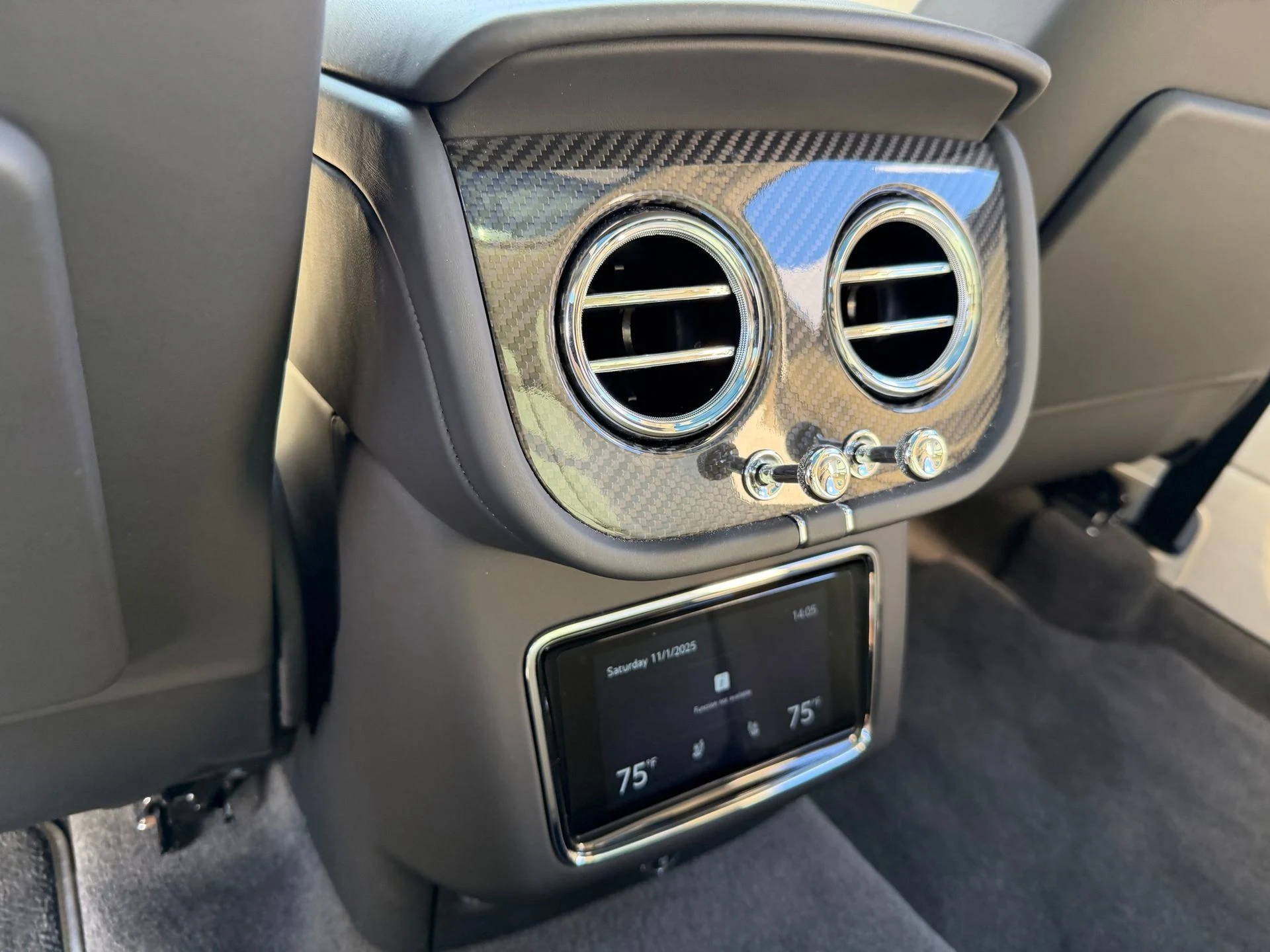 mph020_452932946_a83c9c55ce9c415787f978bf71a9c51c_78077a7354