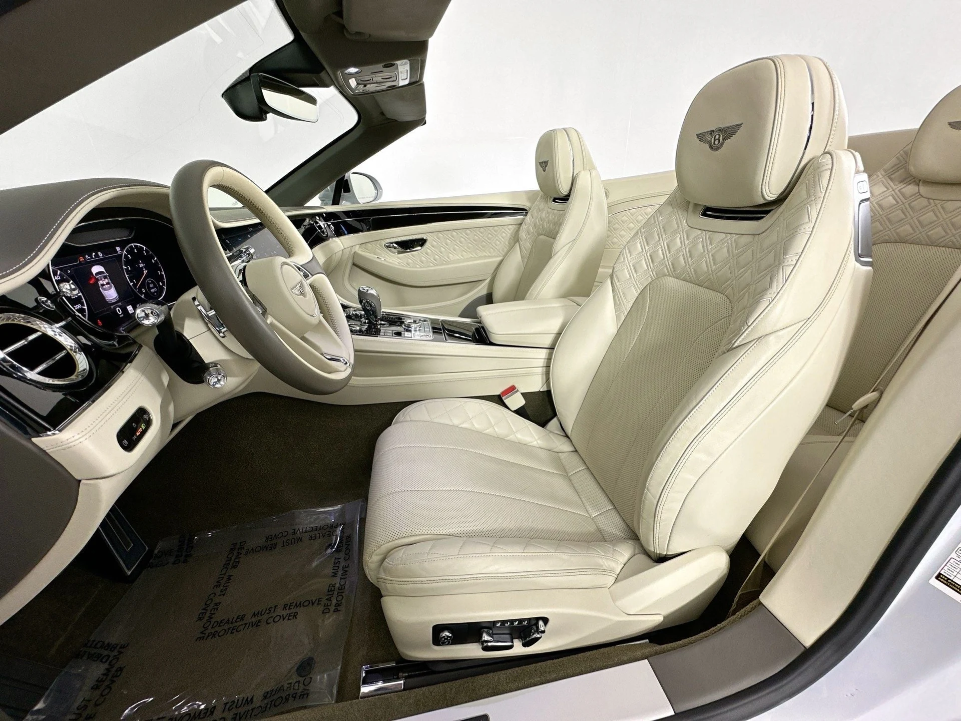 mph020_456229317_21_3206bd9b83