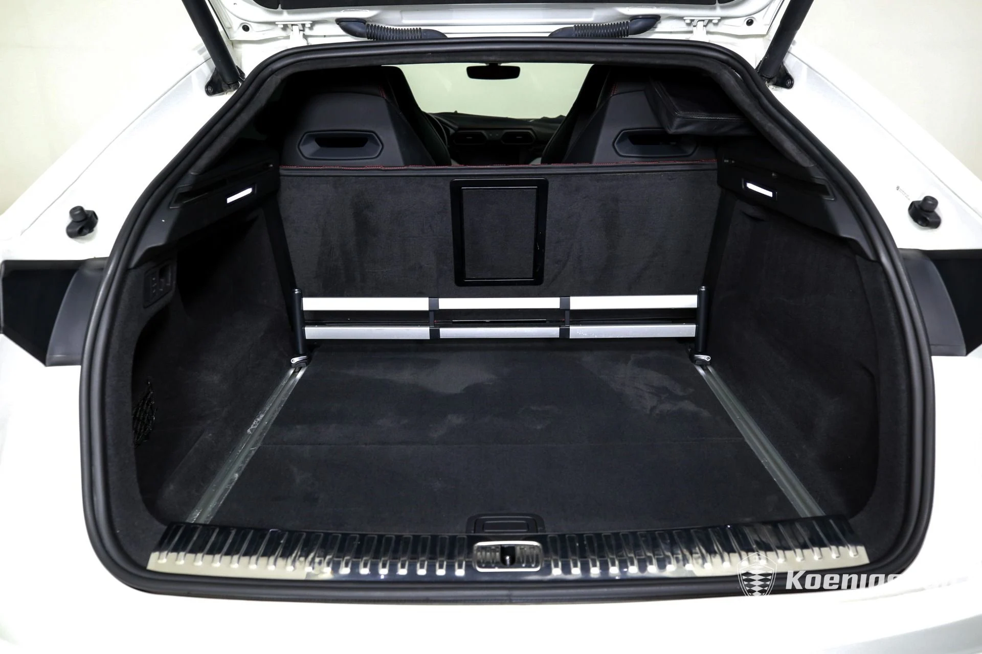 mph020_45971258_Used_2019_Lamborghini_Urus_1760976119_d766f56398