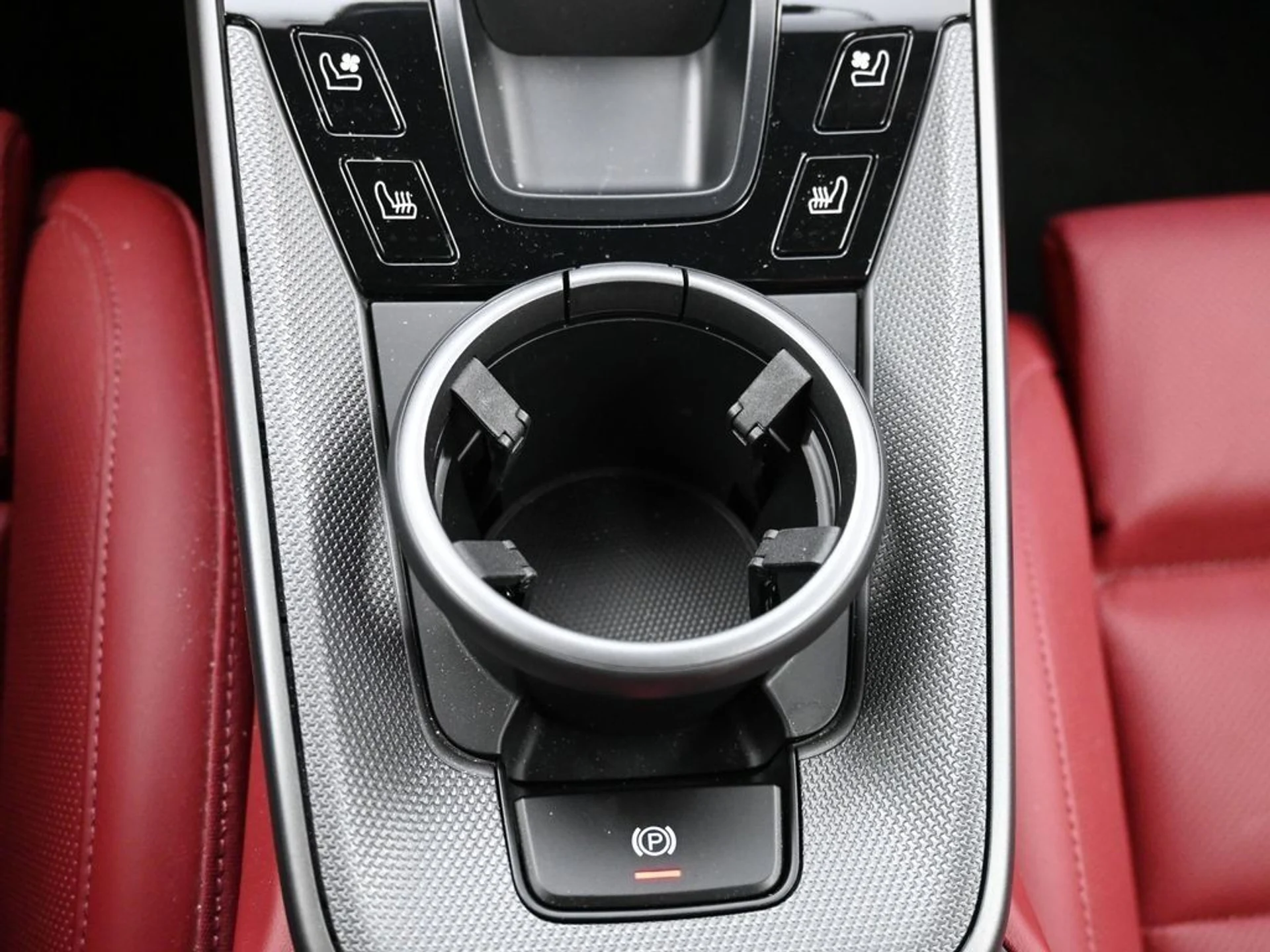 mph020_463883822_ffbcca1788fc6407519d1f88974dbbda_32a2aac980