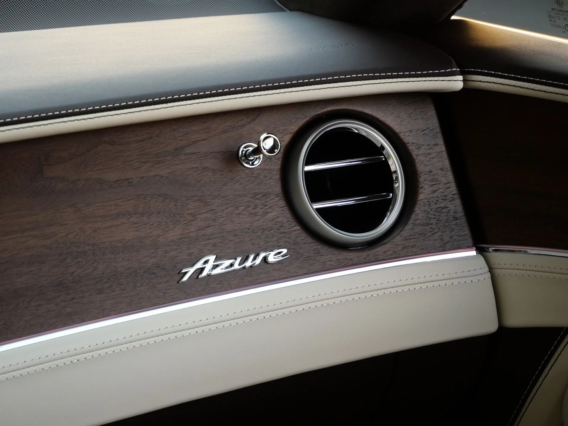 mph020_46967347_b08a3c999ee131592ce030eb75ac50dcx_81113177b0