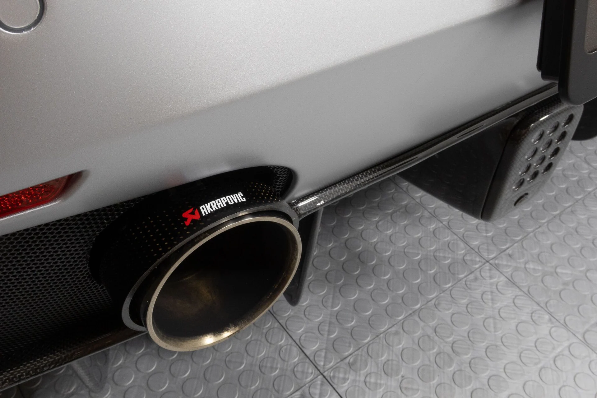 mph020_469937827_d2e457076bbed719c72735e4d0b68059_f2204a6a23