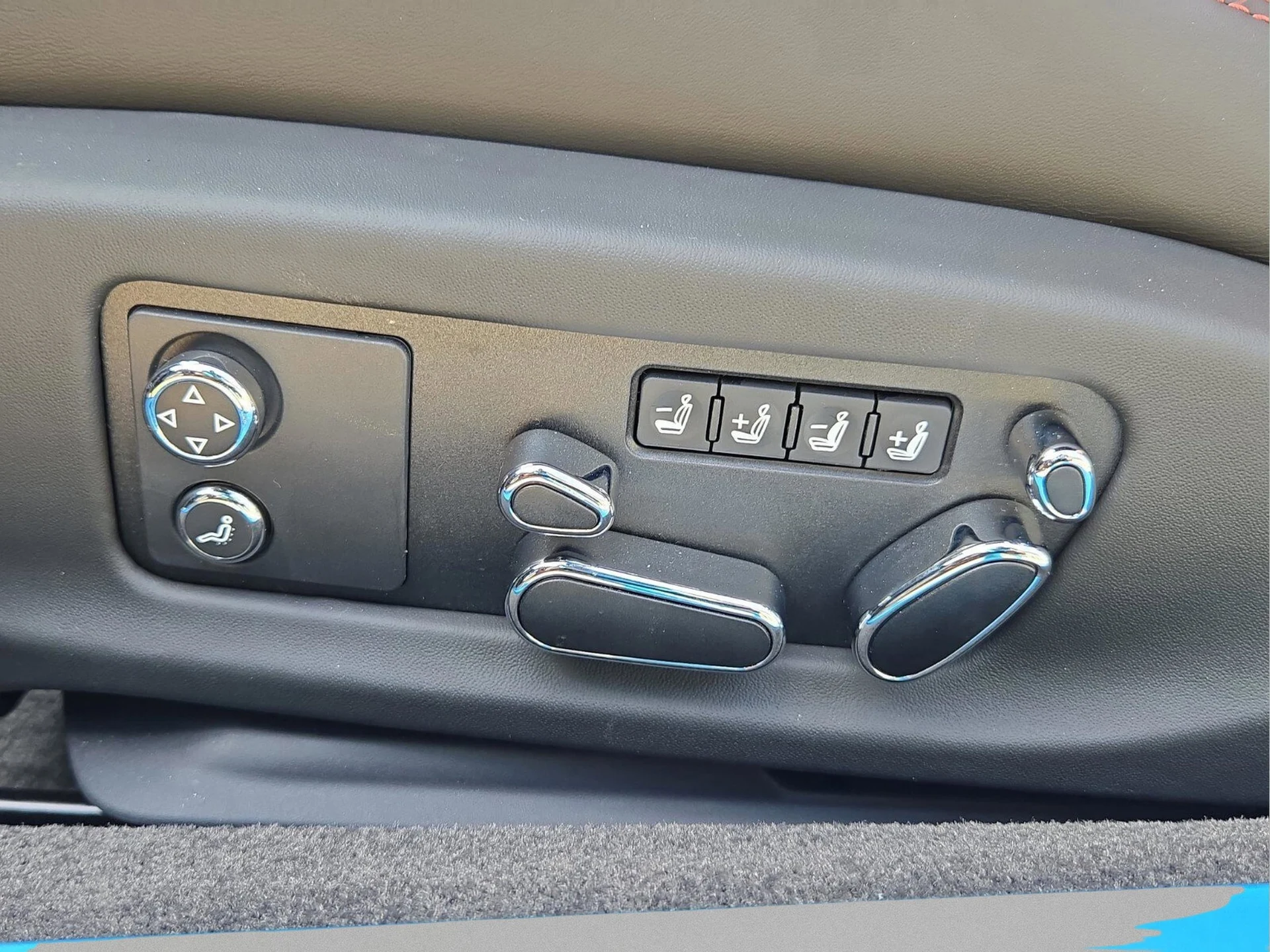 mph020_470932281_abe364f6aac0a399ec28244716462504x_96791b06cc