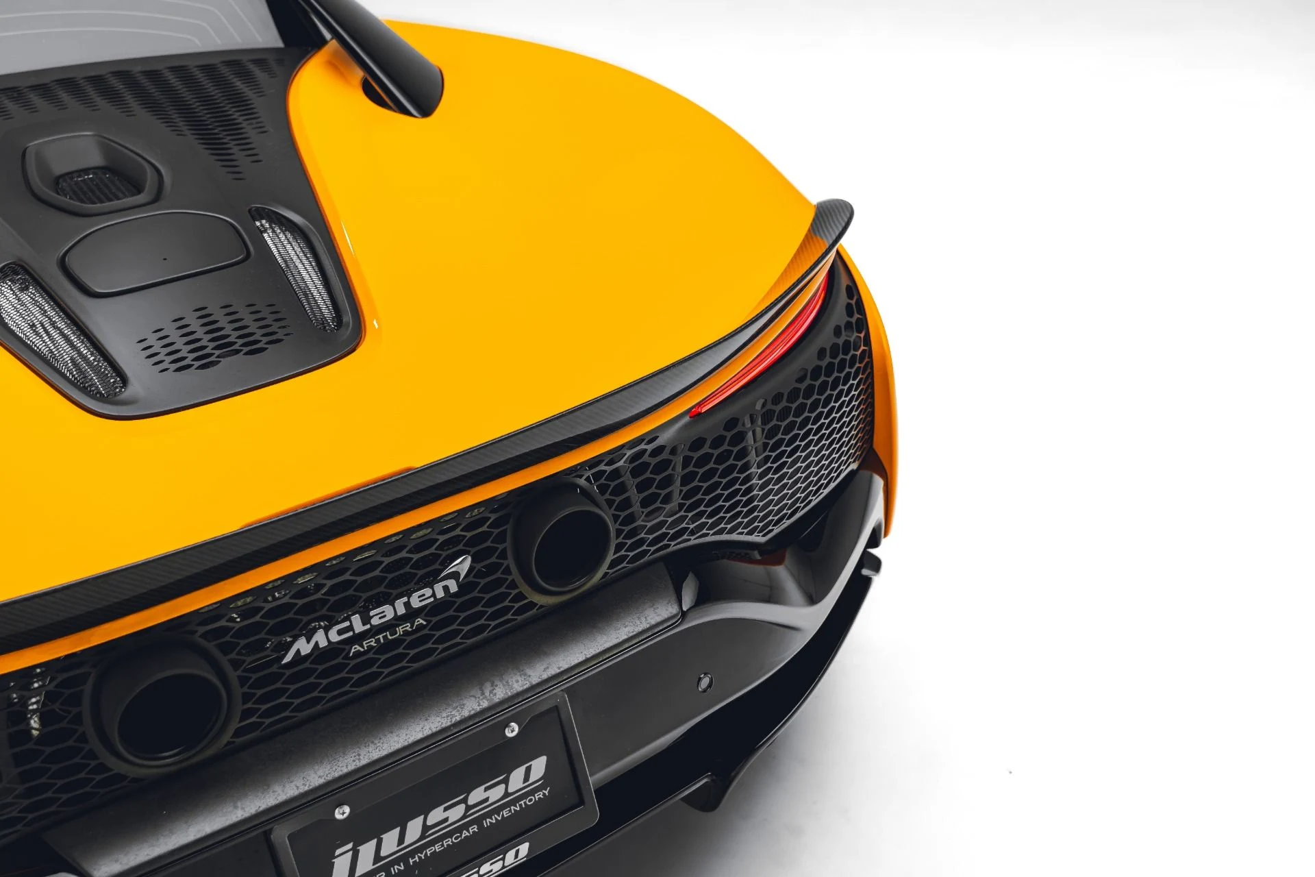 mph020_47832055_Used_2023_Mc_Laren_Artura_Performance_1782412586_e097f0a209