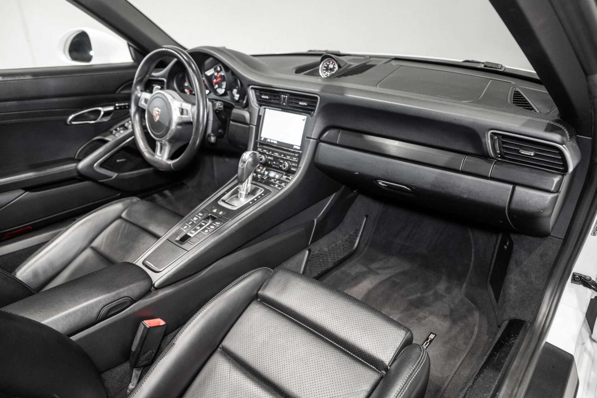 mph020_48741179_Used_2016_Porsche_911_Carrera_GTS_1766504966_917724e549