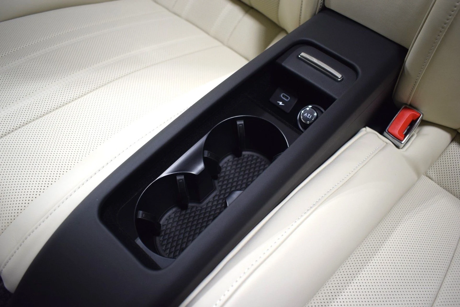 mph020_495328106_65a3c3141e64094a74dc74e01384fd82x_a68b607e5a